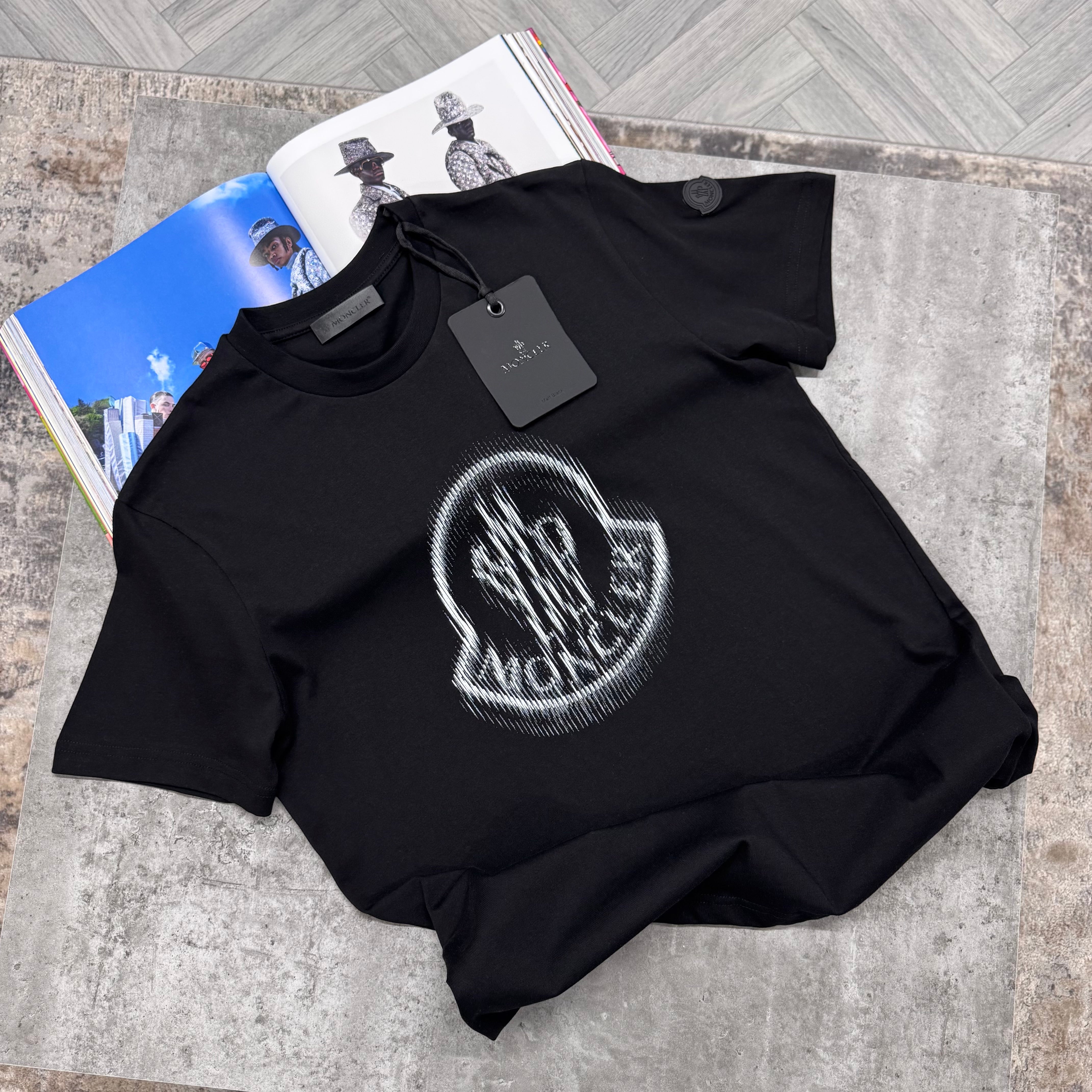 MNCLR BLURRED LOGO T SHIRT - BLACK