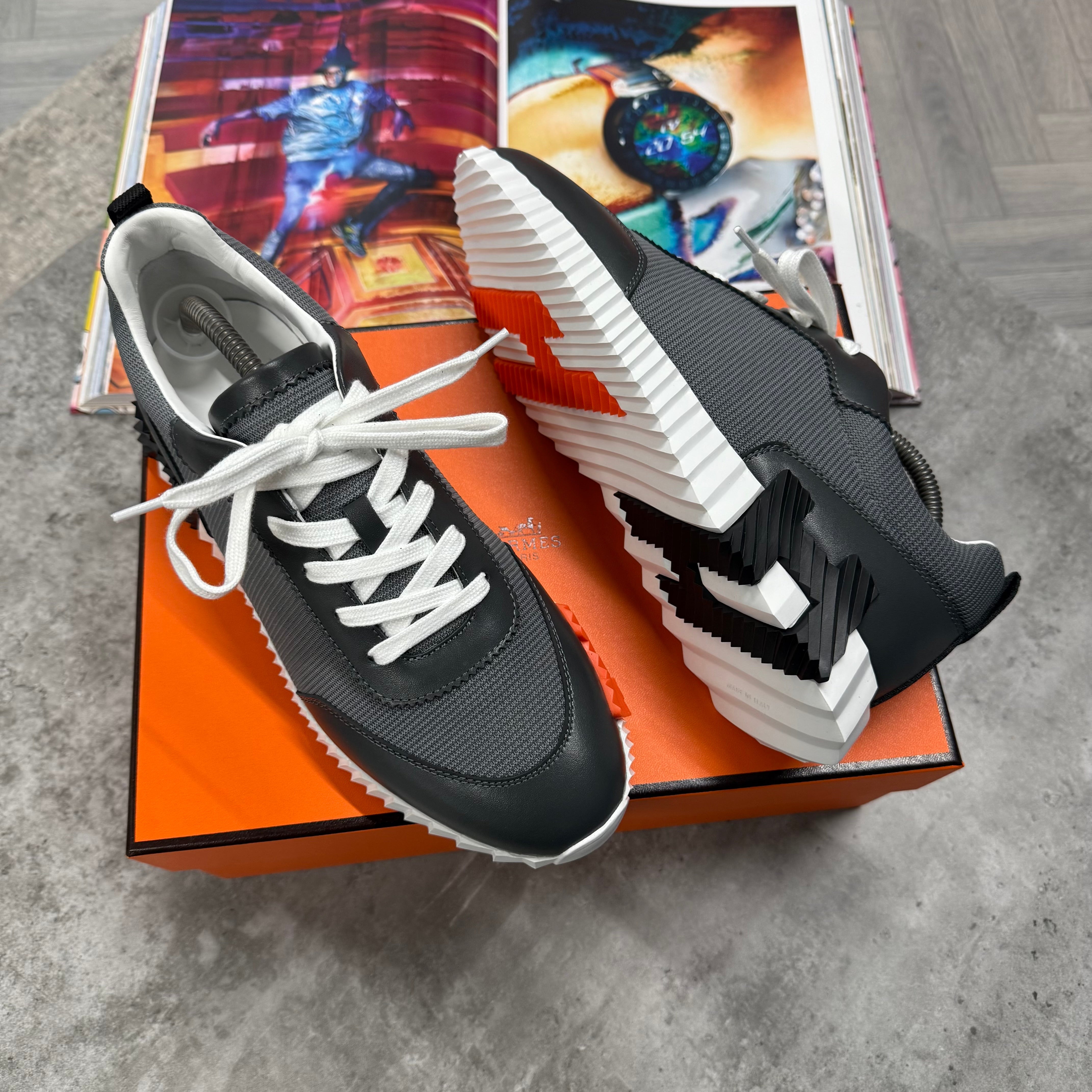 (PRE ORDER) H TRAINER - GREY