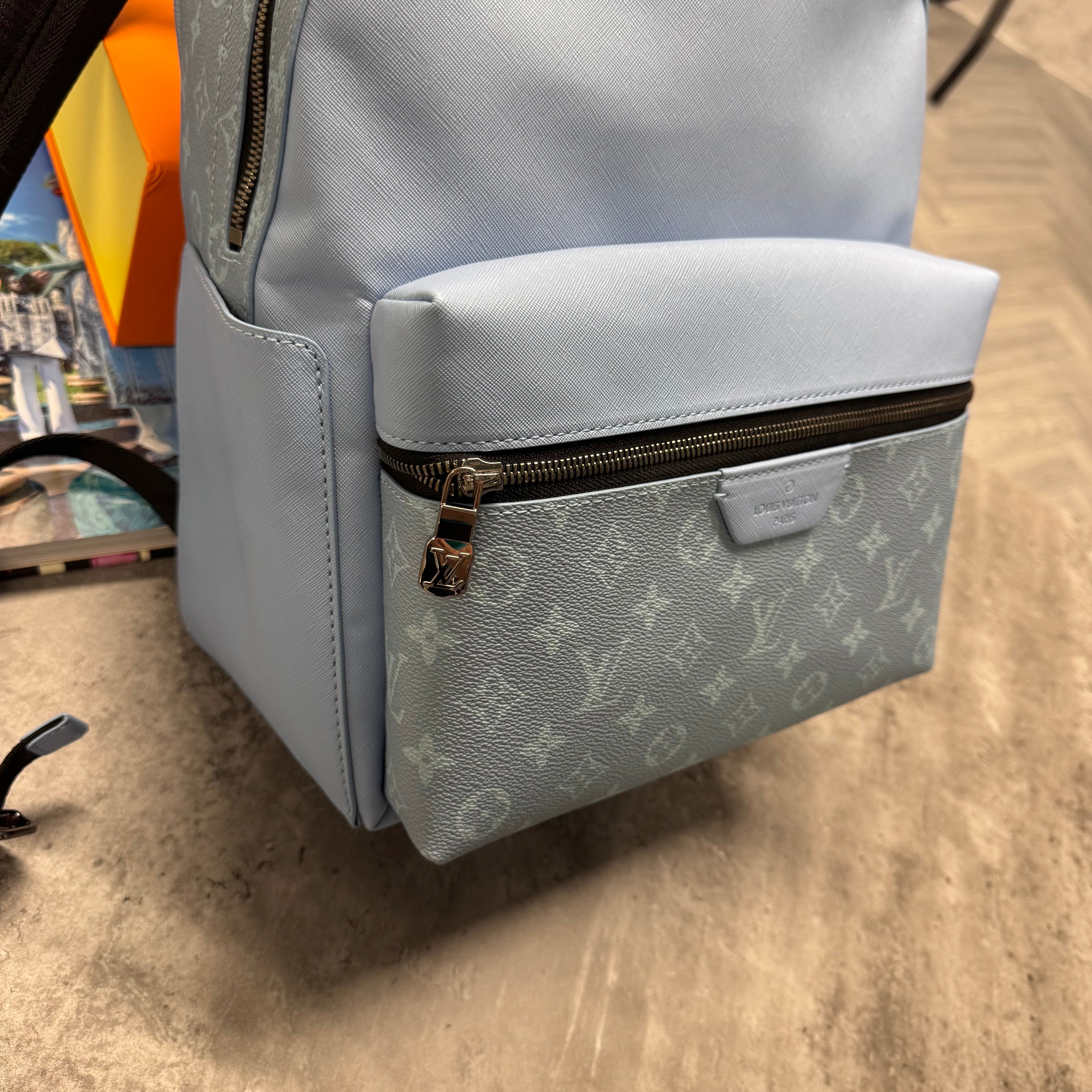 LVE MONOGRAM BACKPACK - SKY BLUE