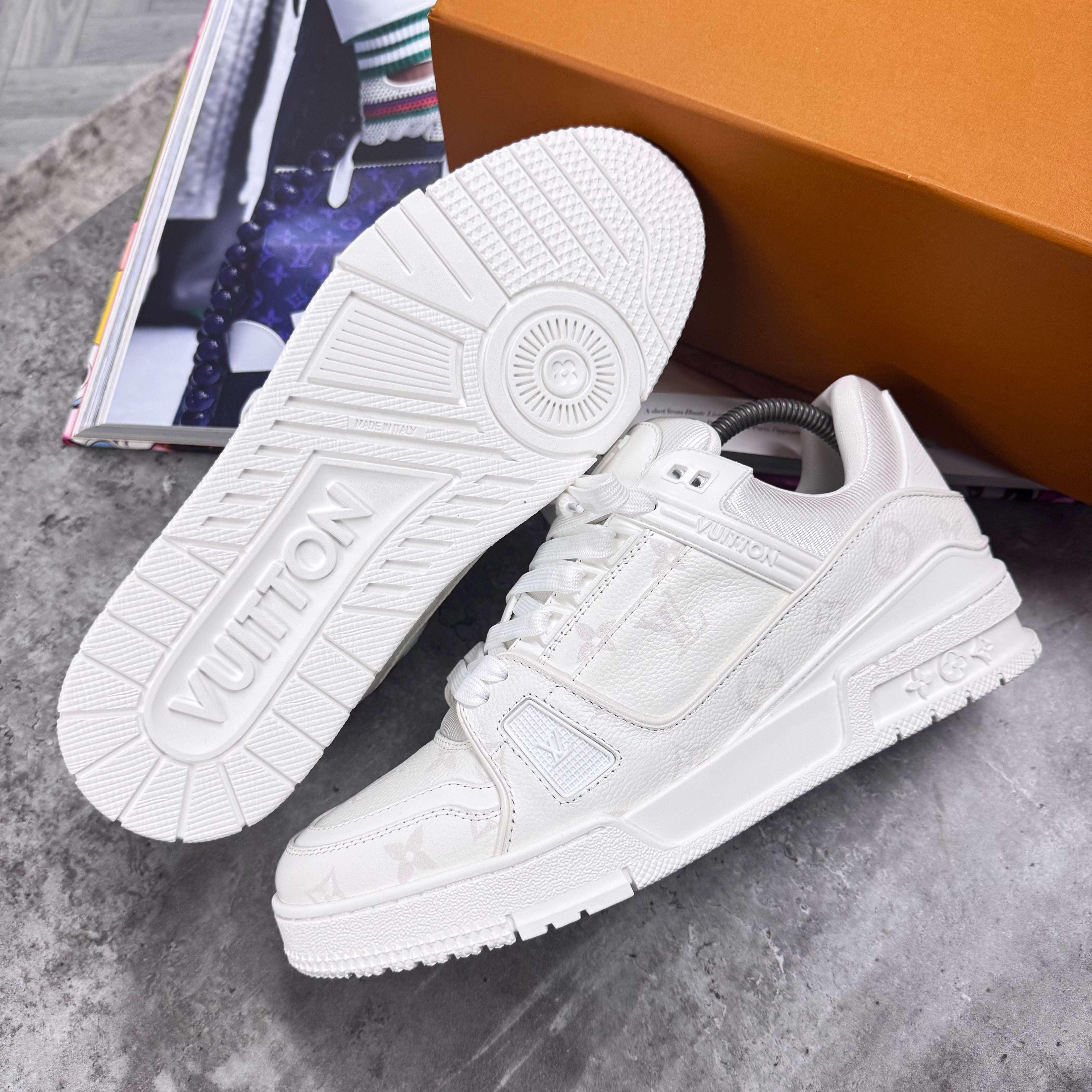 LVE MONOGRAM TRAINER - WHITE