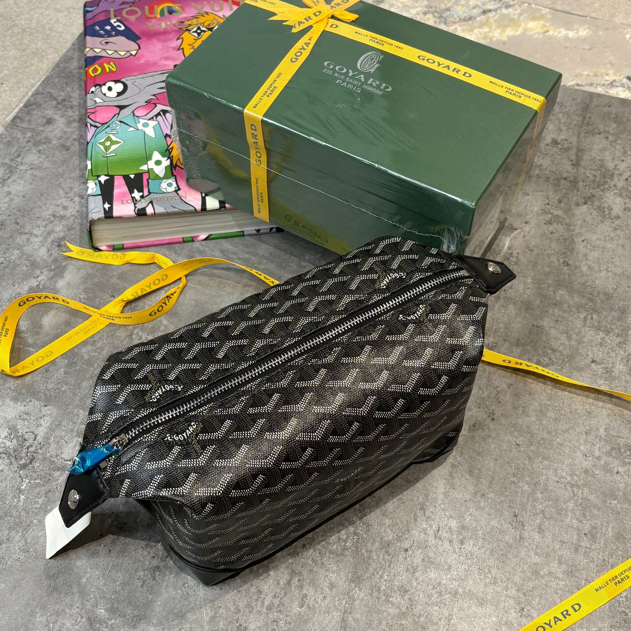 (PRE ORDER) GYRD WASHBAG - Black