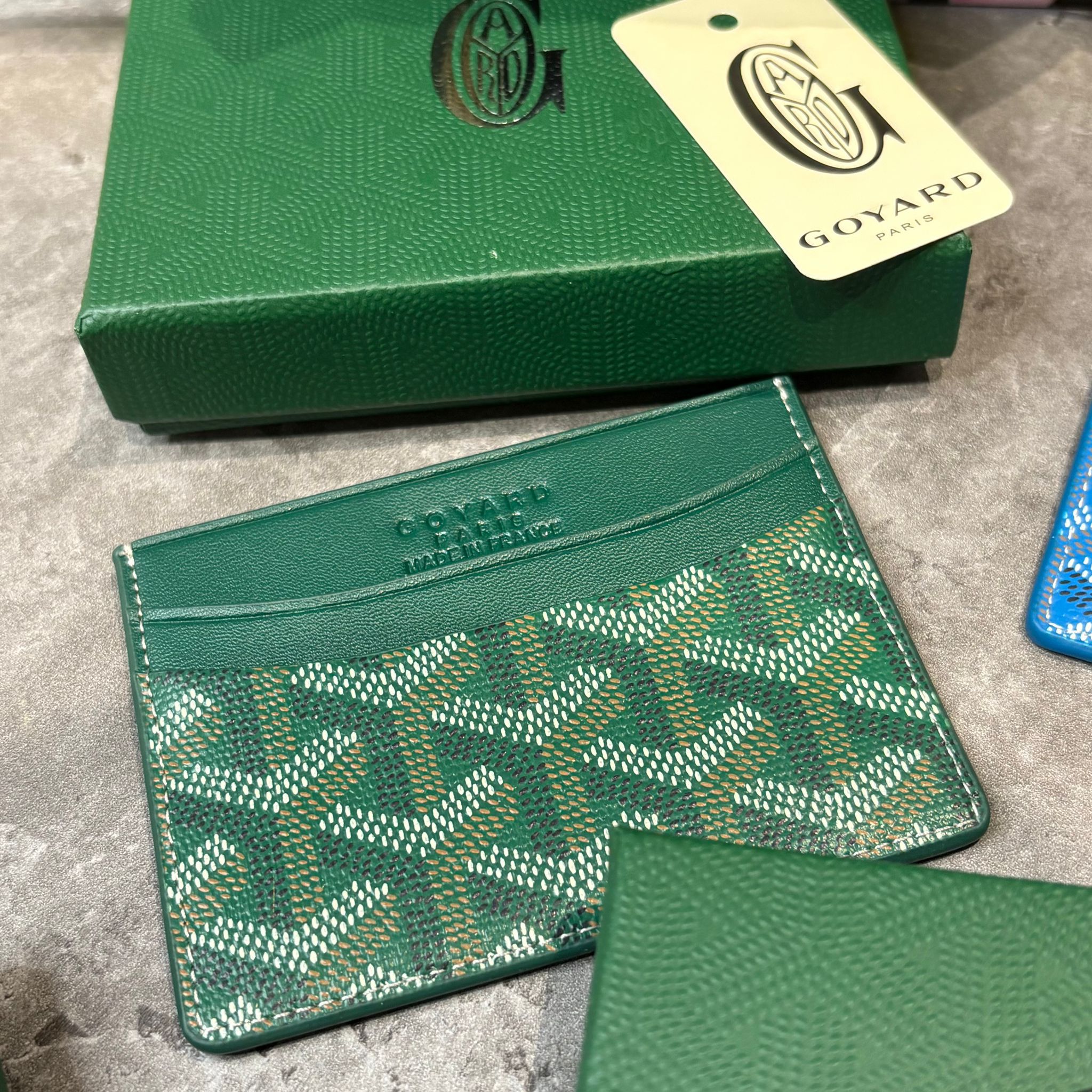 (PRE ORDER) Gyrd Card Holder - Green