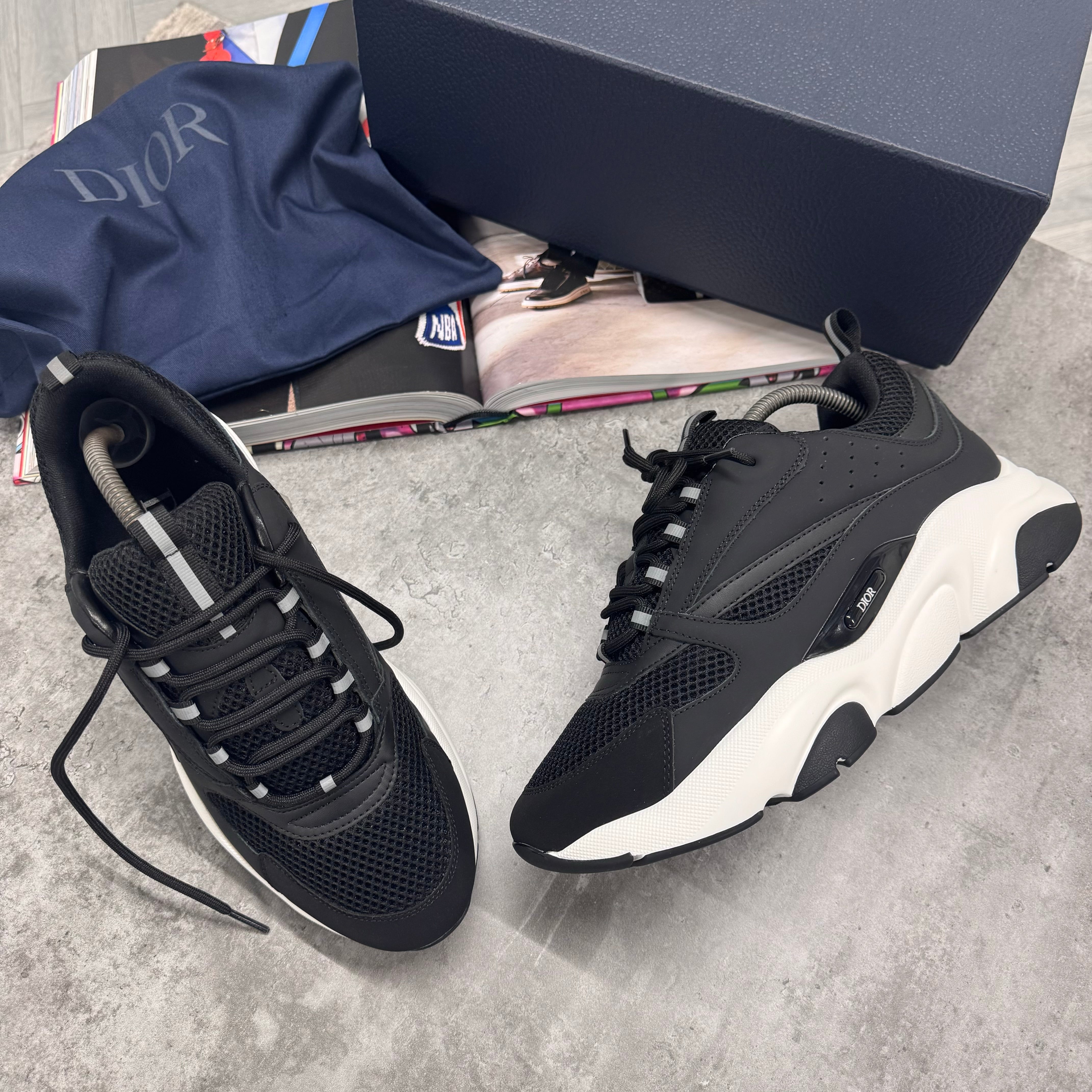 (PRE ORDER) B22 TRAINER - BLACK / WHITE