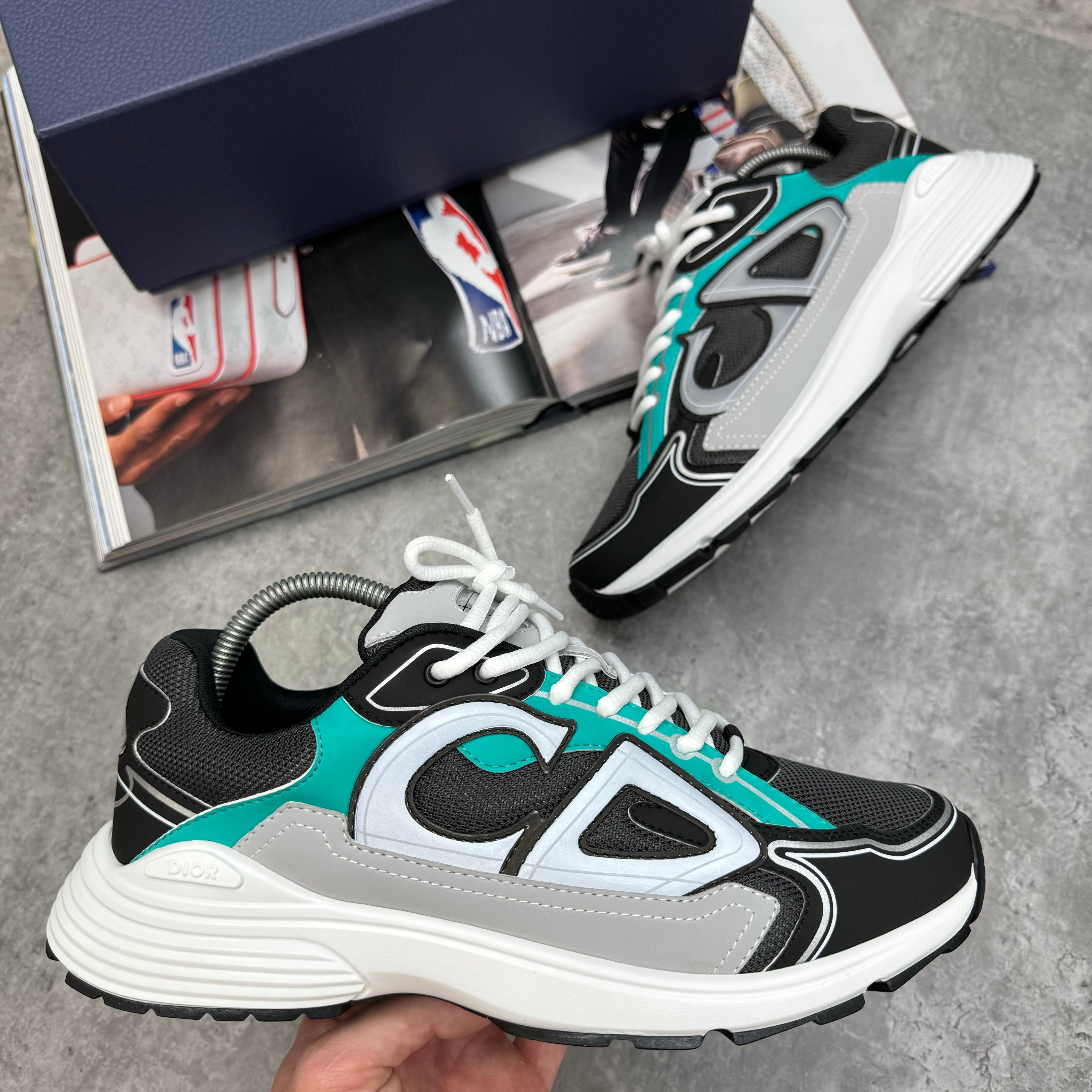 (PRE ORDER) B30 TRAINERS - BLACK / MINT