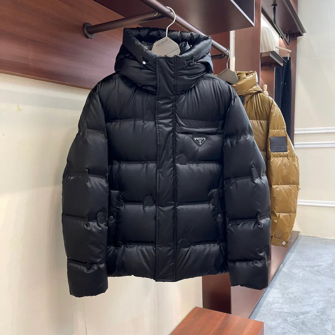 (PRE ORDER) PDA PUFFER COAT - BLACK