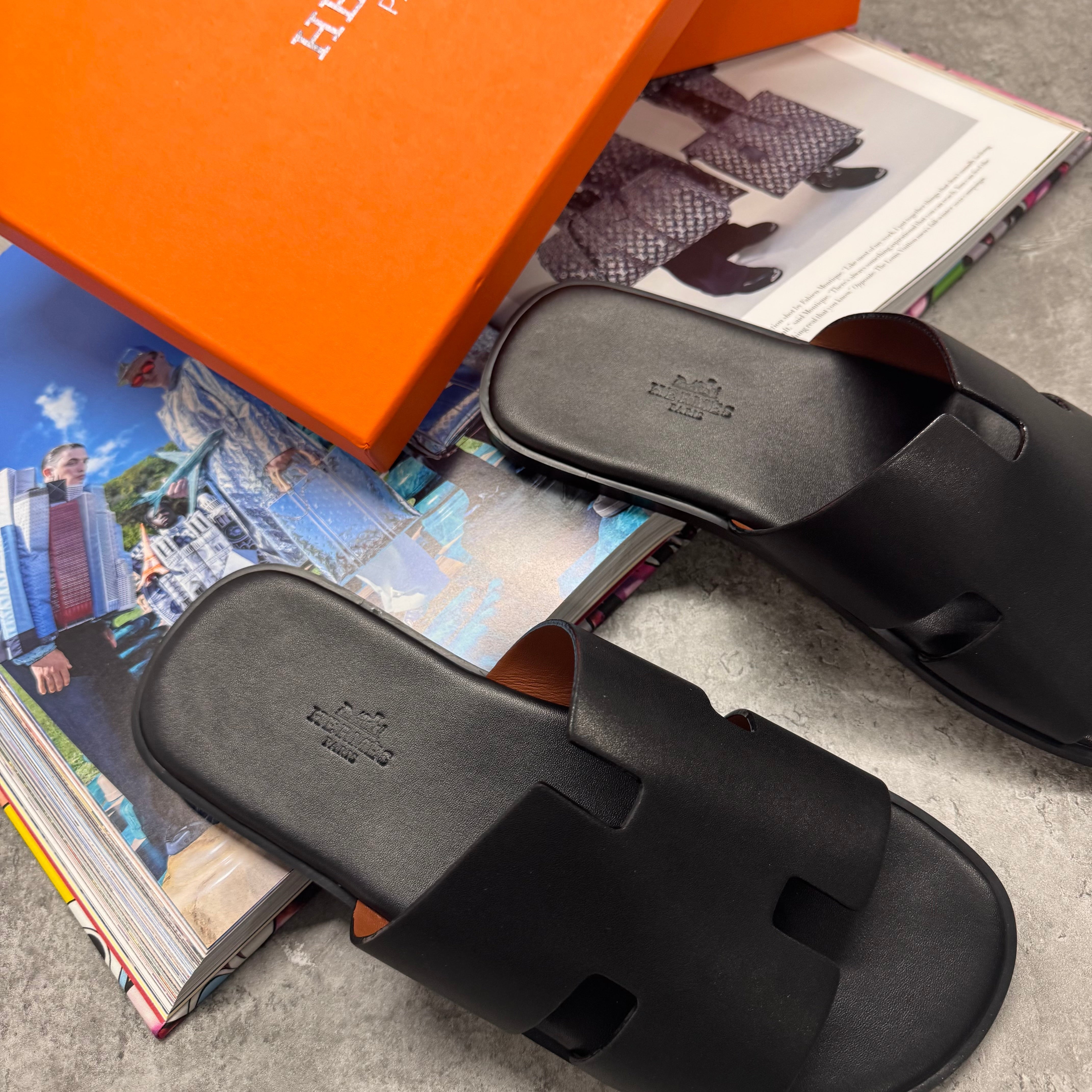 (PRE ORDER) HMES SLIDES - BLACK