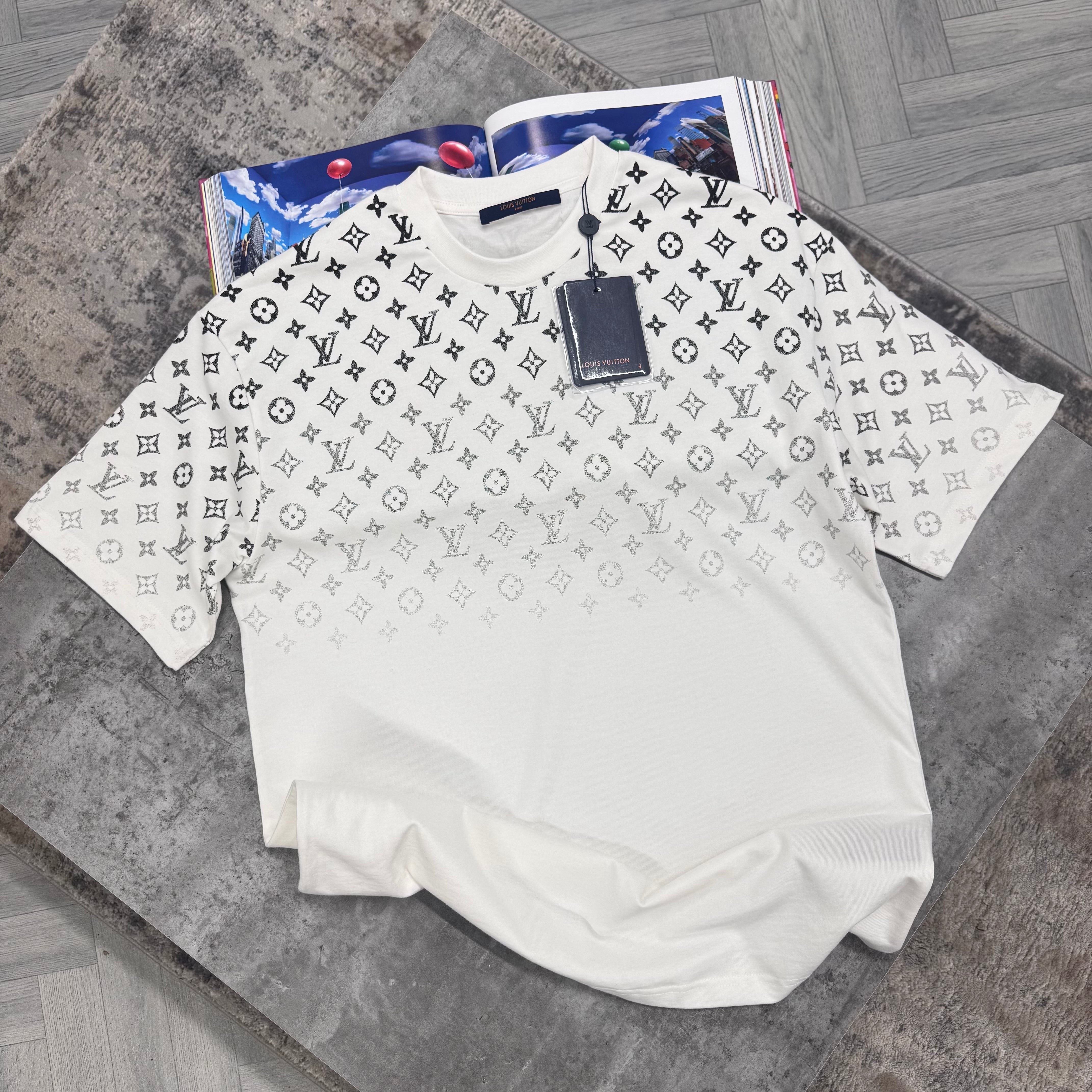 LVE MONOGRAM T SHIRT - WHITE