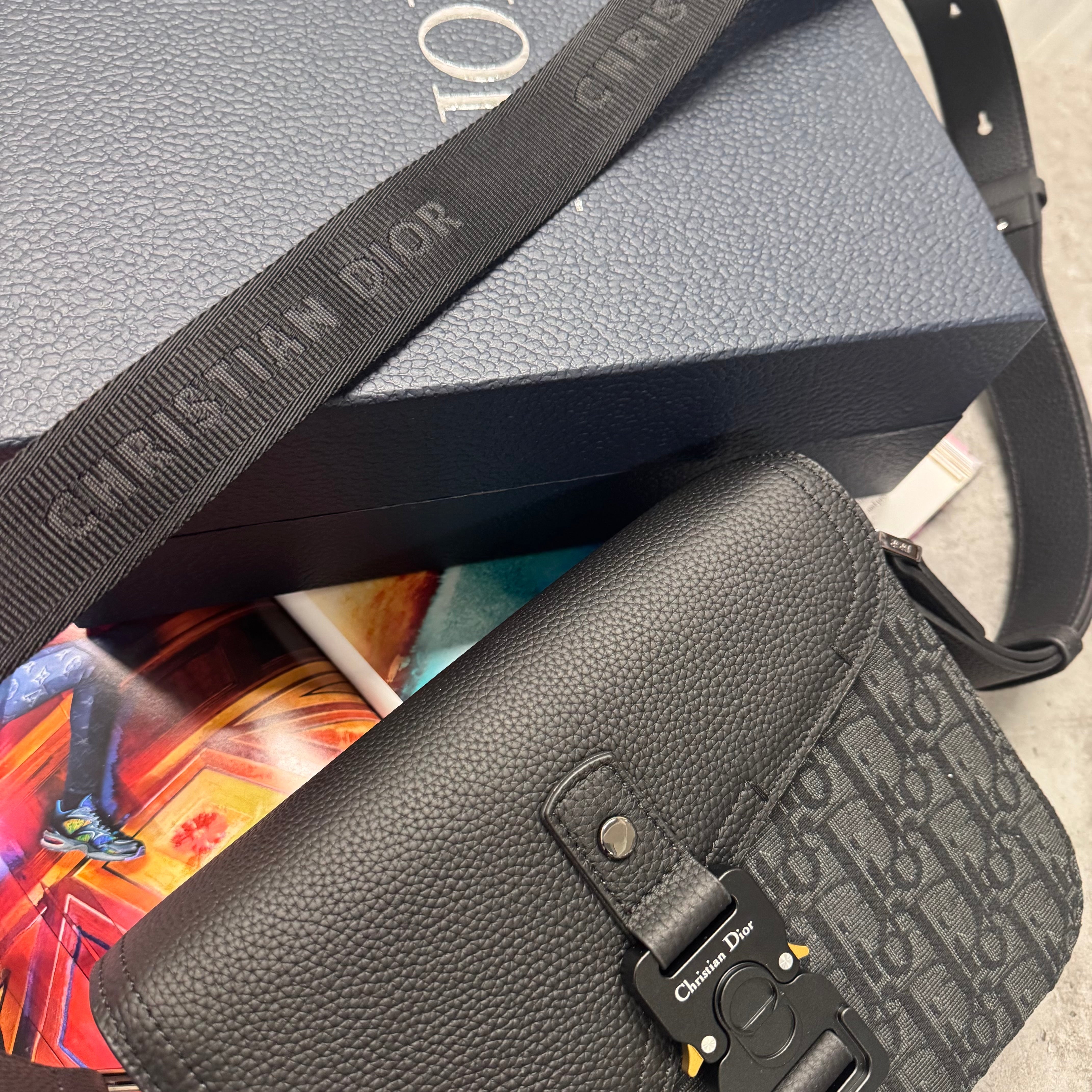 (PRE ORDER) CD SADDLE BAG - BLACK