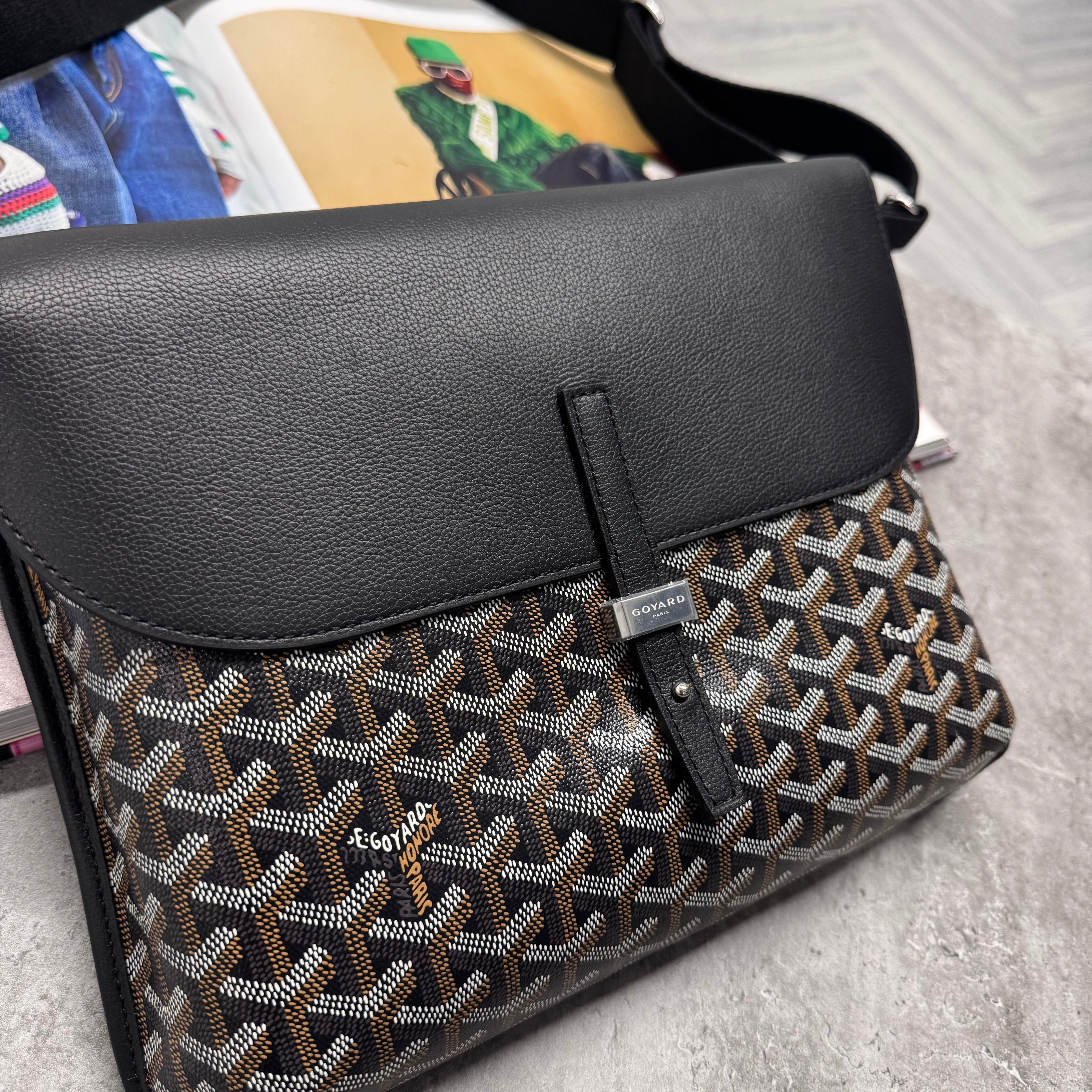 GYRD MAN BAG - BLACK (pre order )