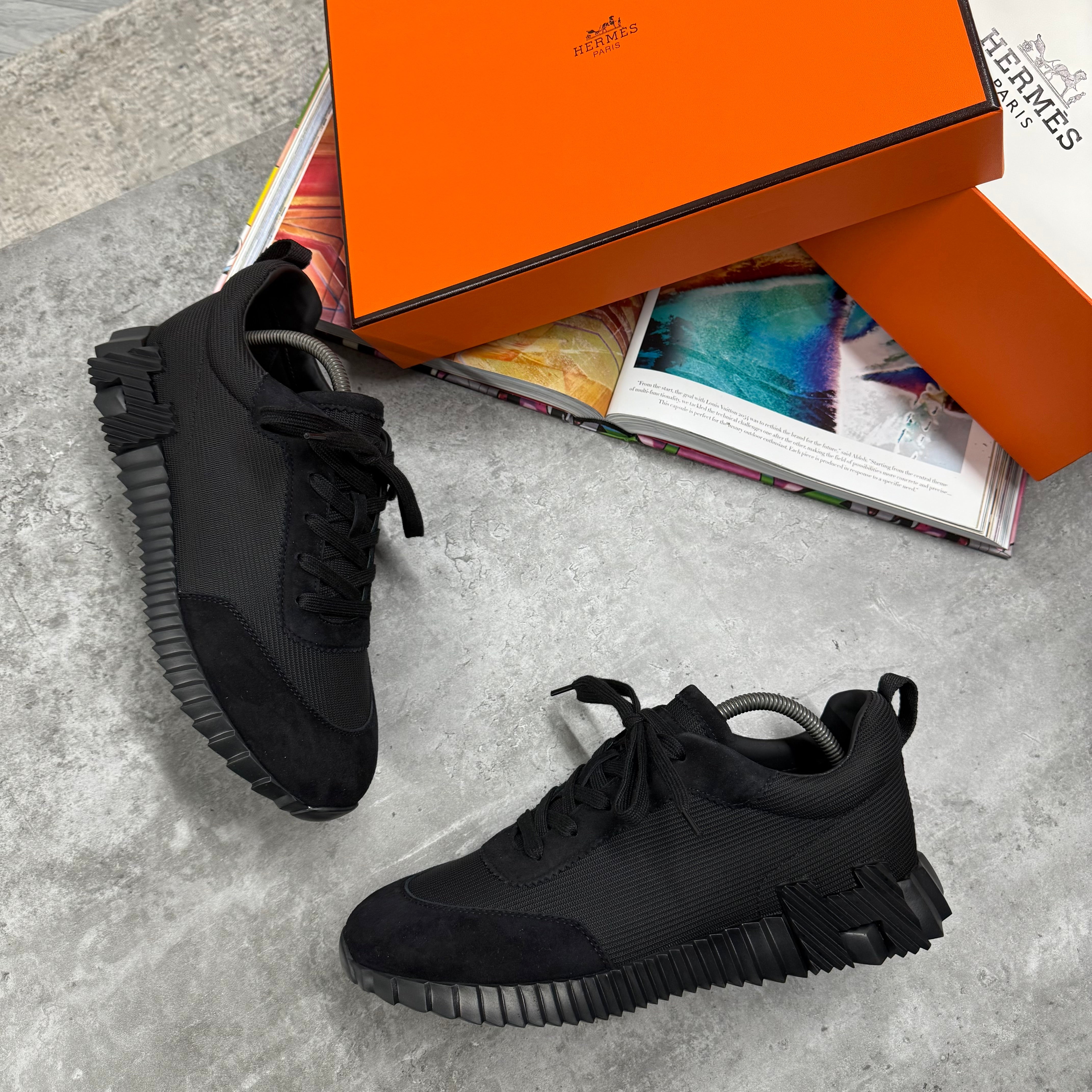 (PRE ORDER) H TRAINERS - BLACK