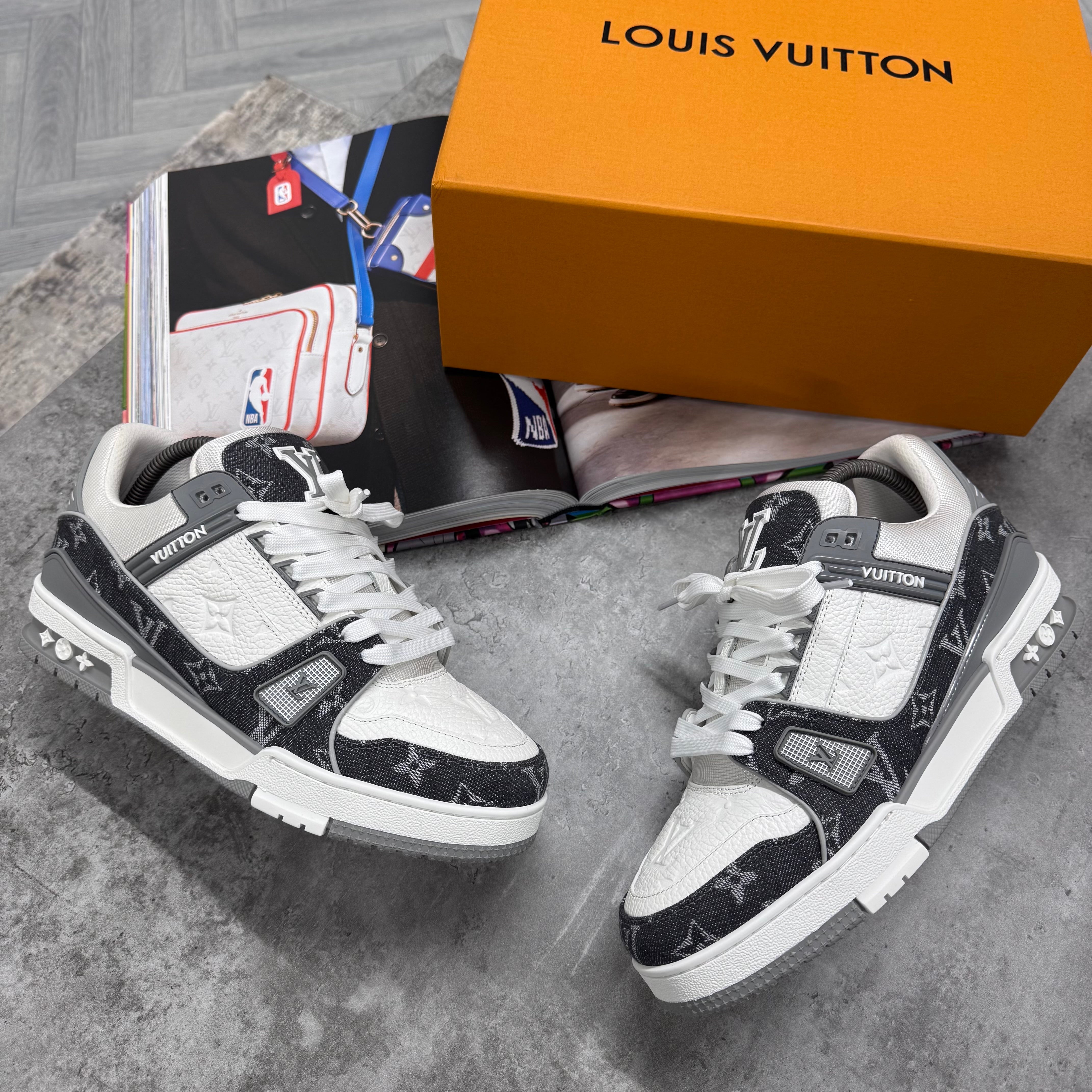 LVE TRAINER - WHITE / GREY