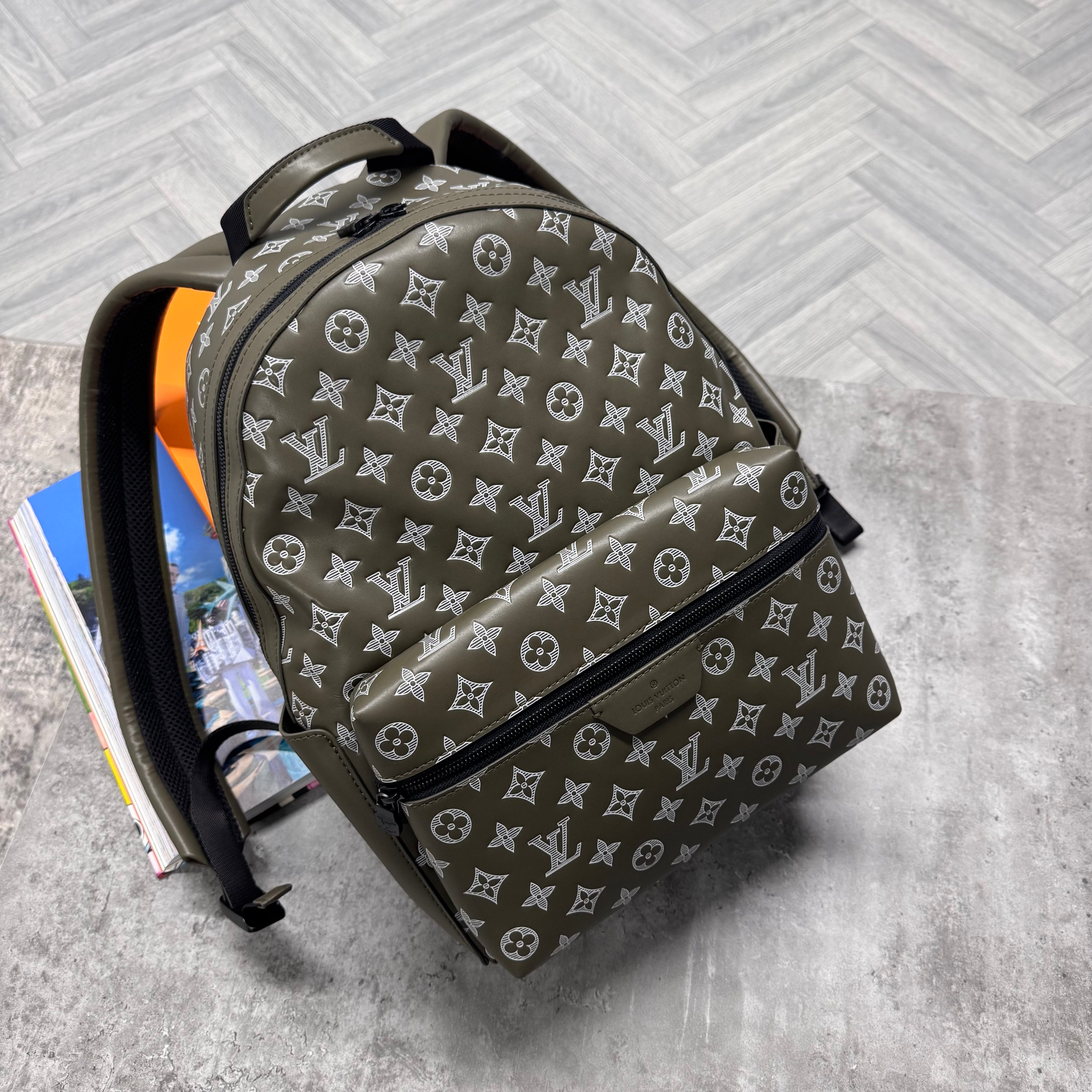 LVE MONOGRAM BACKPACK - KHAKI