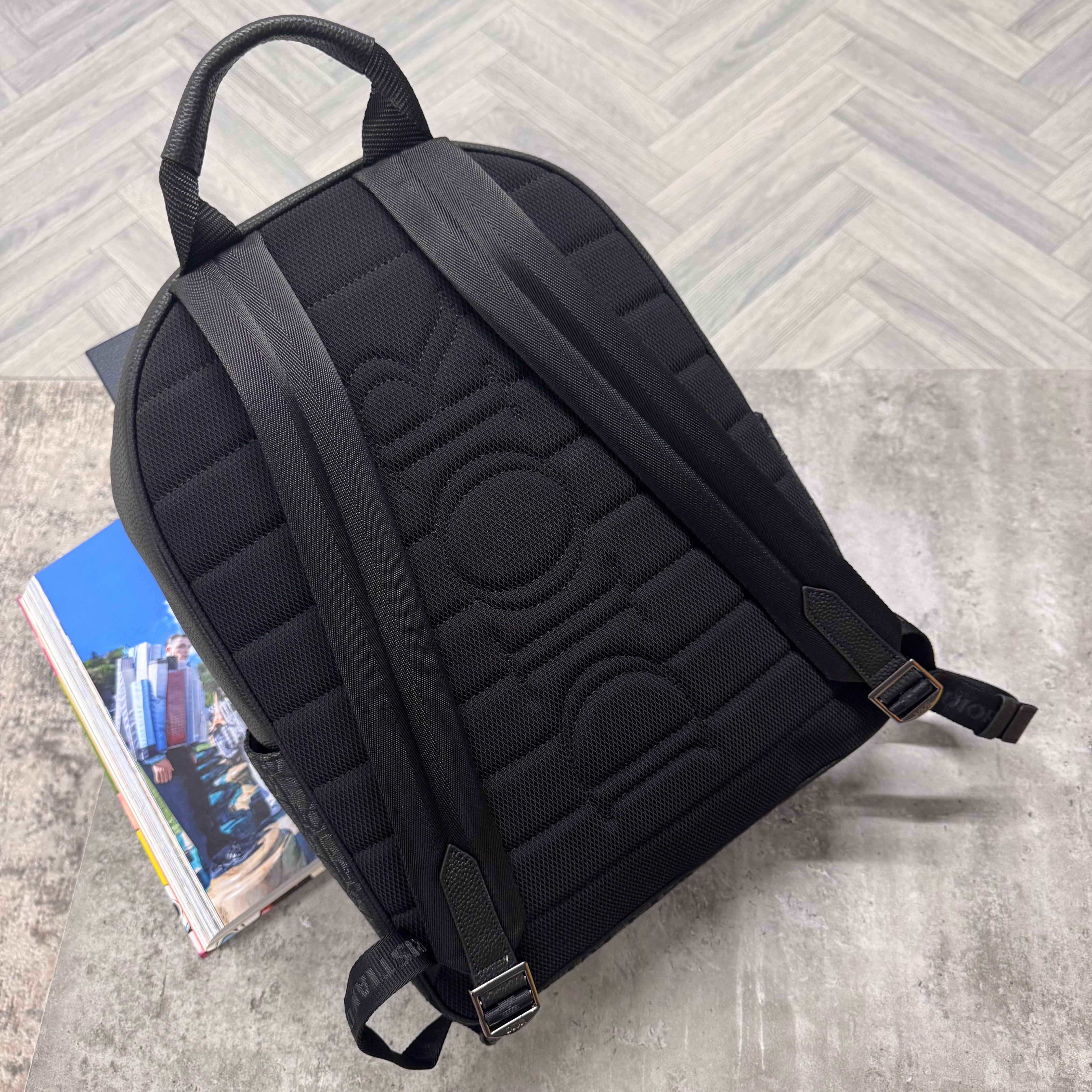 CD SADDLE BACKPACK - BLACK