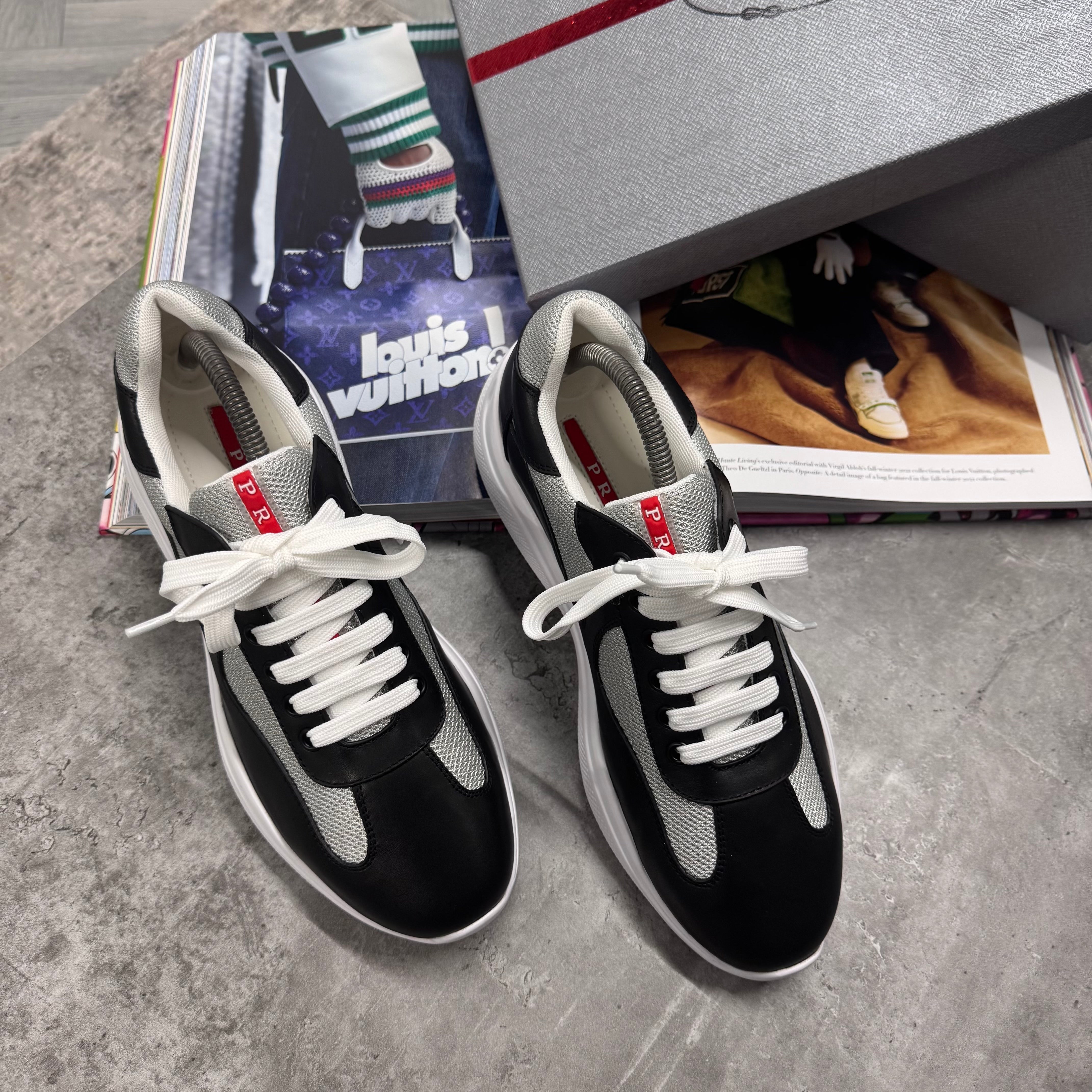 PDA TRAINER - MATTE BLACK