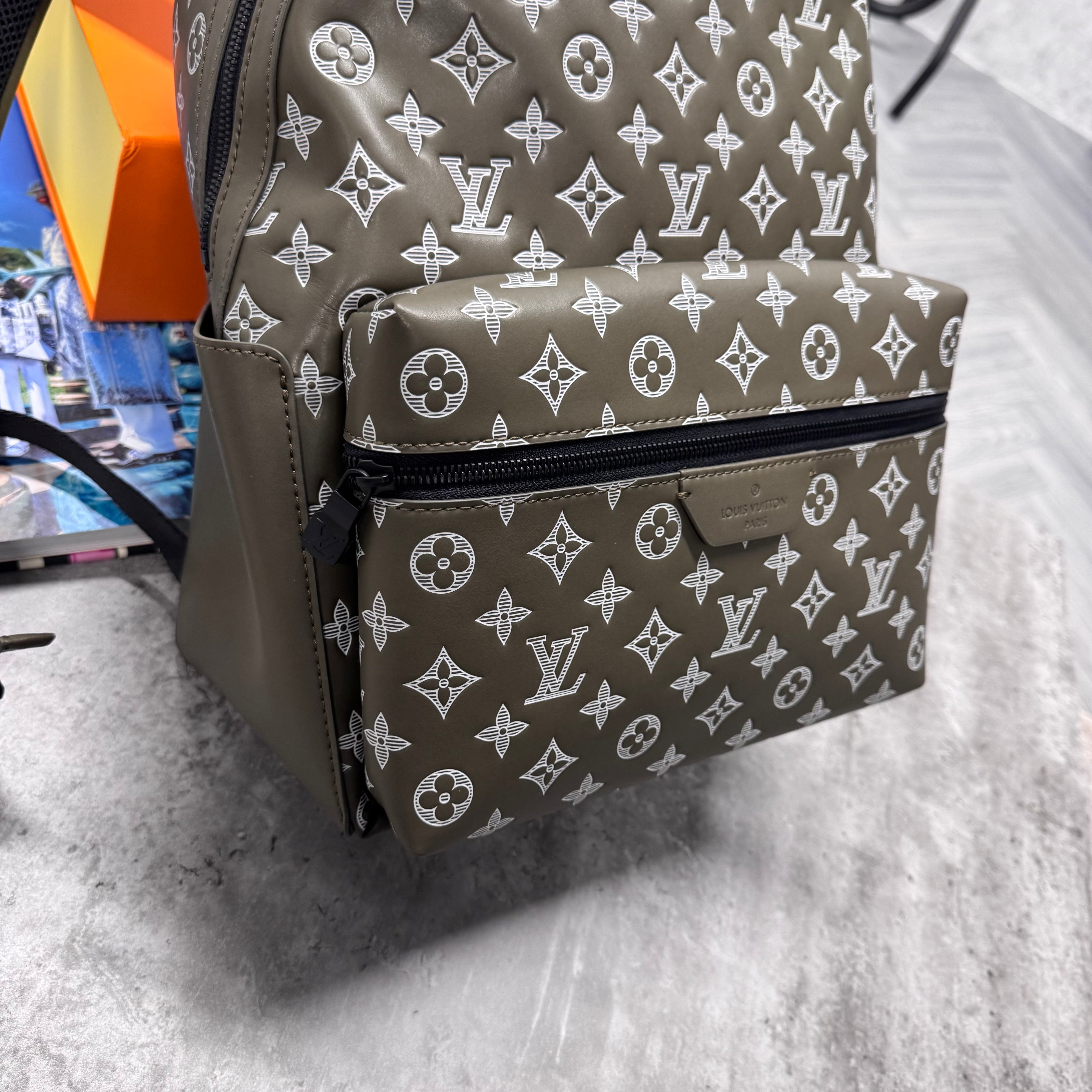 LVE MONOGRAM BACKPACK - KHAKI