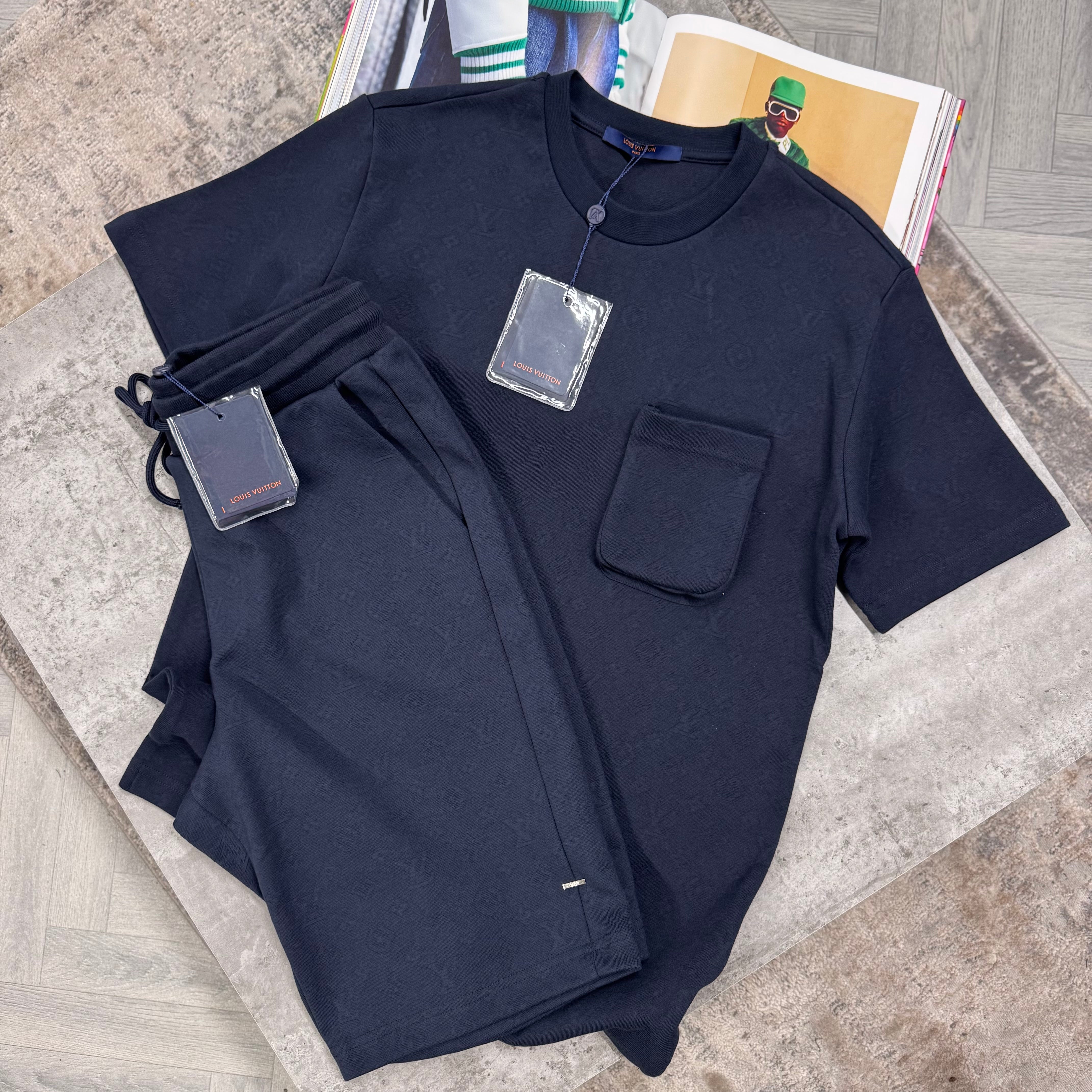 LVE MONOGRAM POCKET SHIRT - NAVY