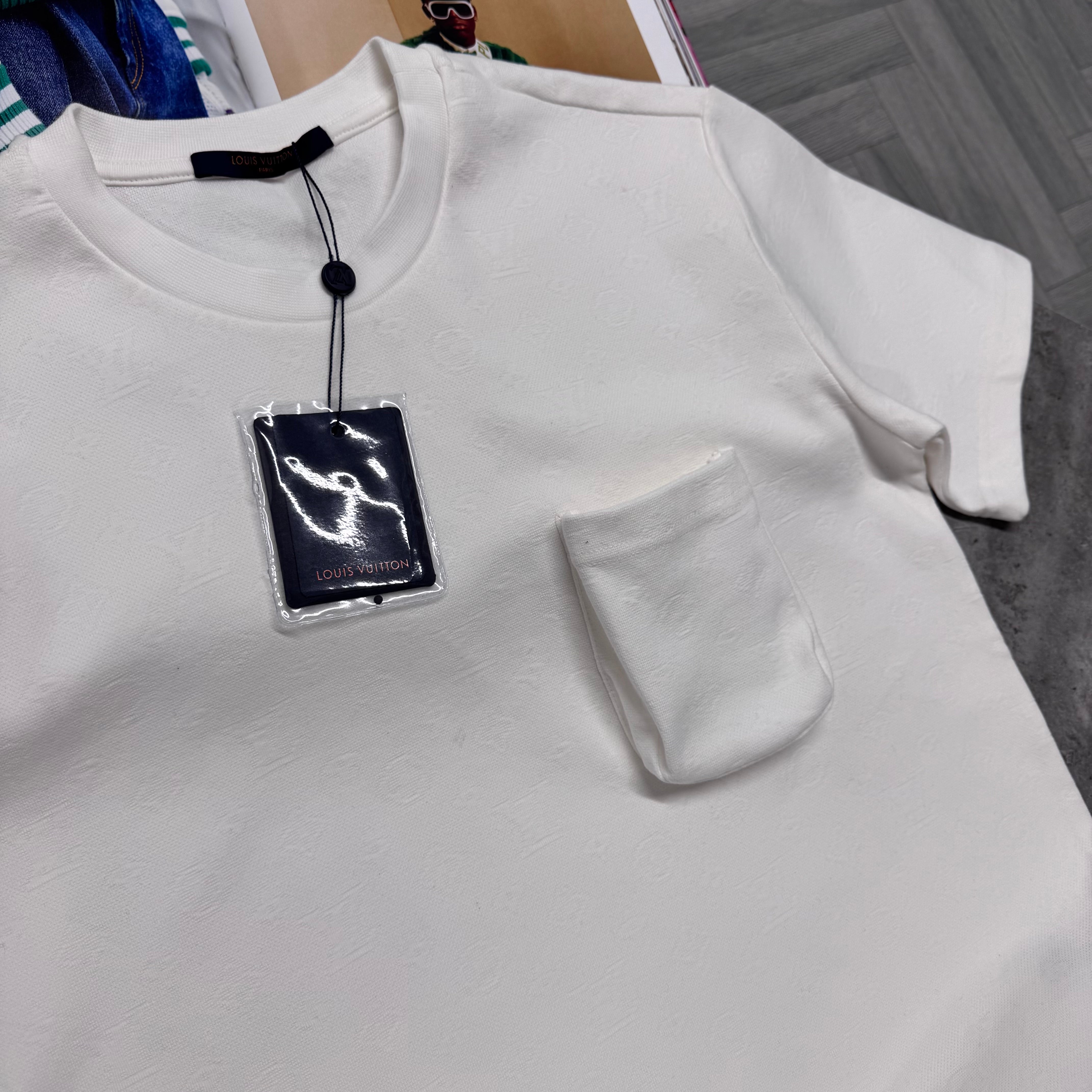 LVE MONOGRAM POCKET SHIRT - WHITE