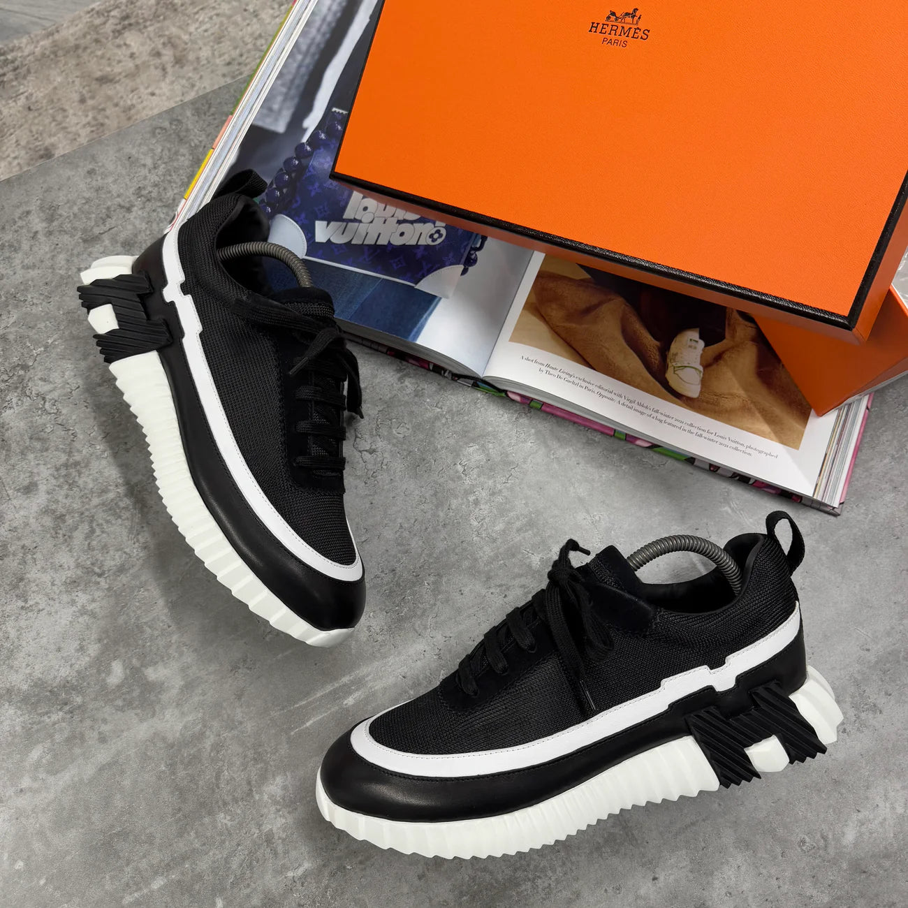 HMES BOUNCING TRAINERS - BLACK (Sale)