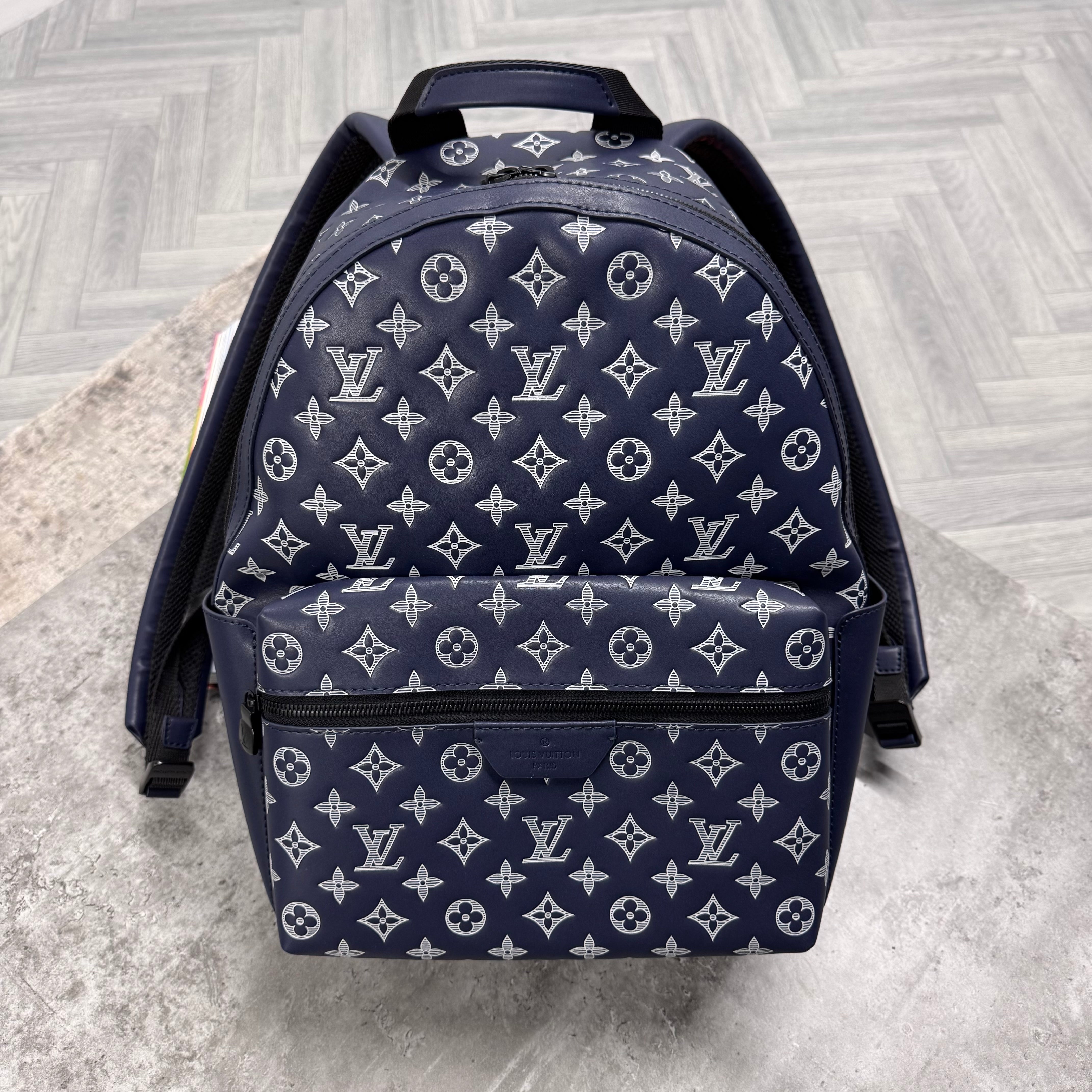 LVE MONOGRAM BACKPACK - NAVY