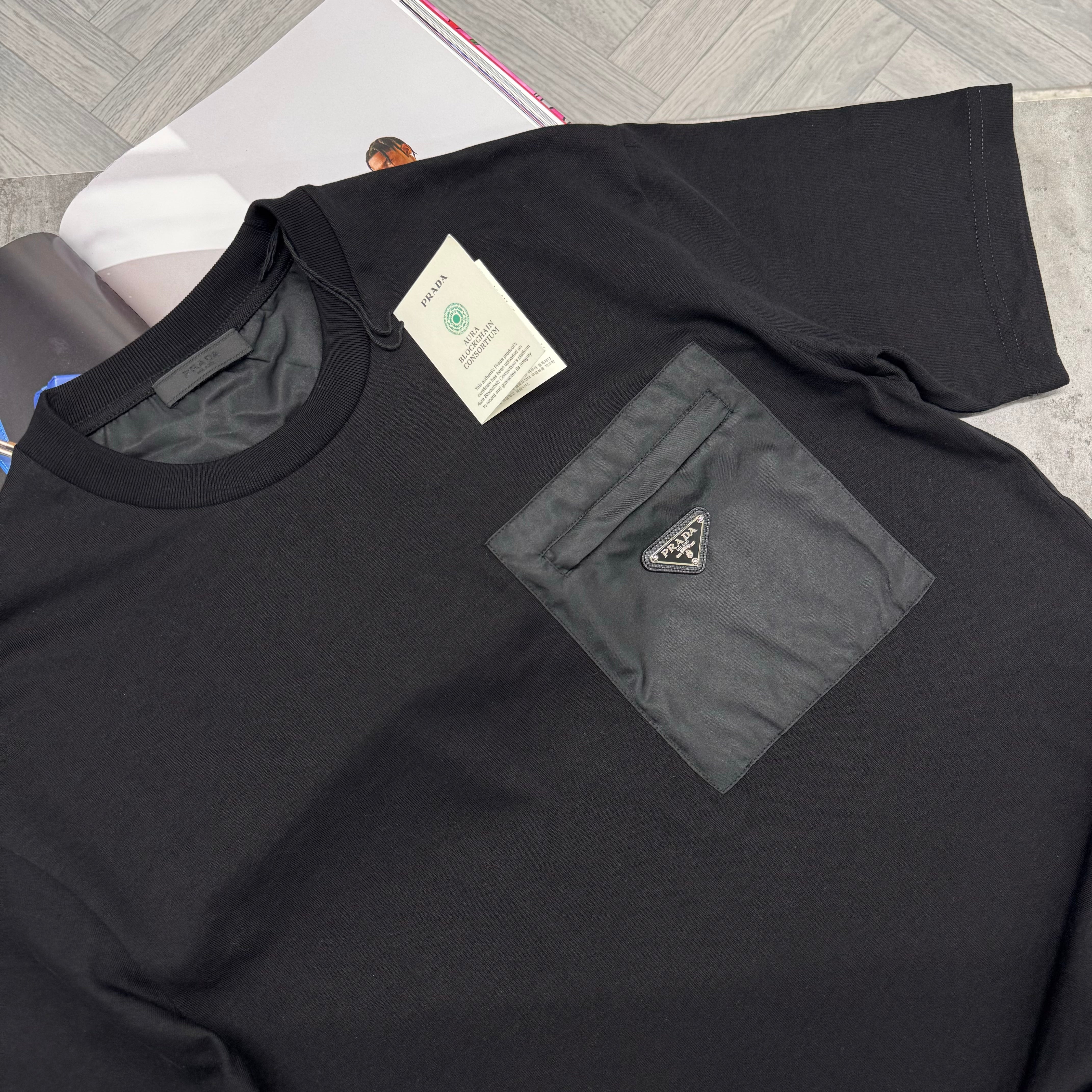 PDA POCKET T SHIRT - BLACK
