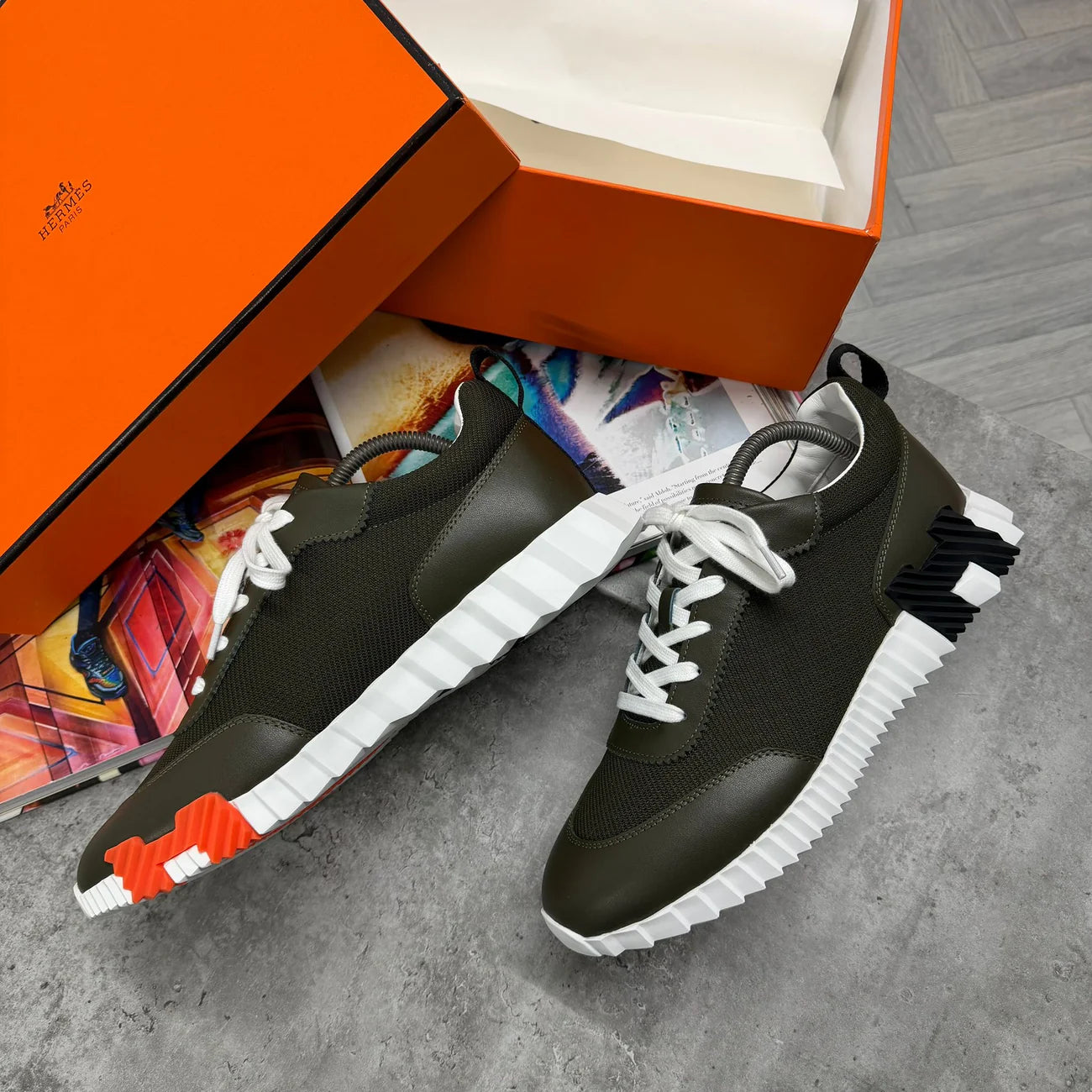 H TRAINER - KHAKI