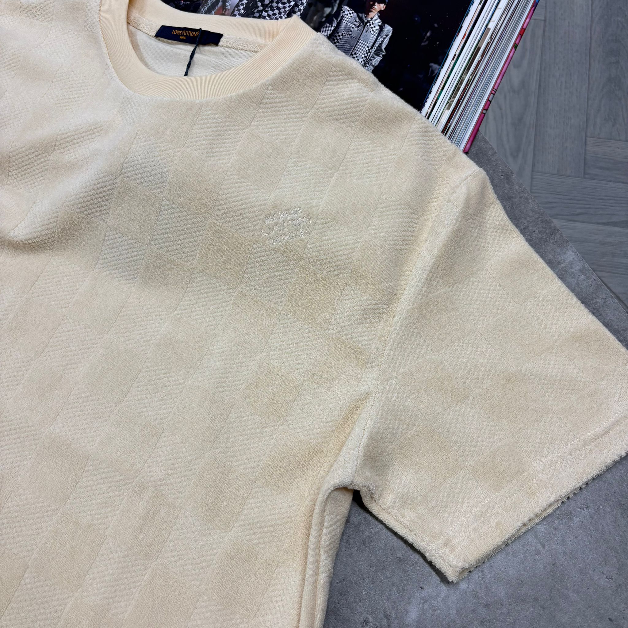 LV T SHIRT - White/Cream