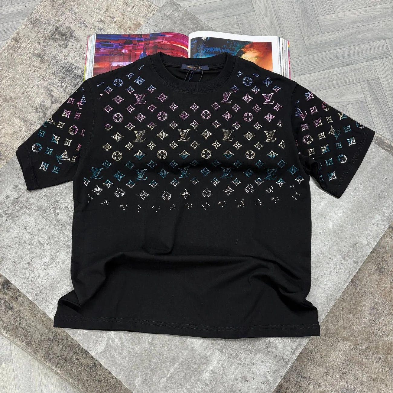 LVE LOGO T SHIRT - BLACK