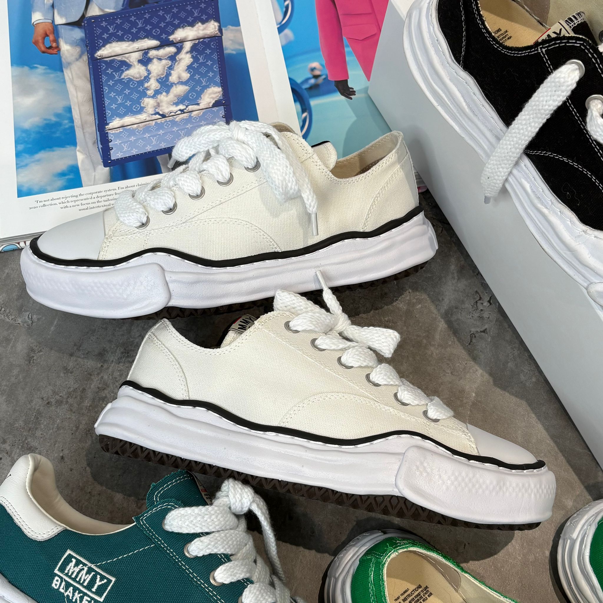 (PRE ORDER) Maison Miahra Trainers - White