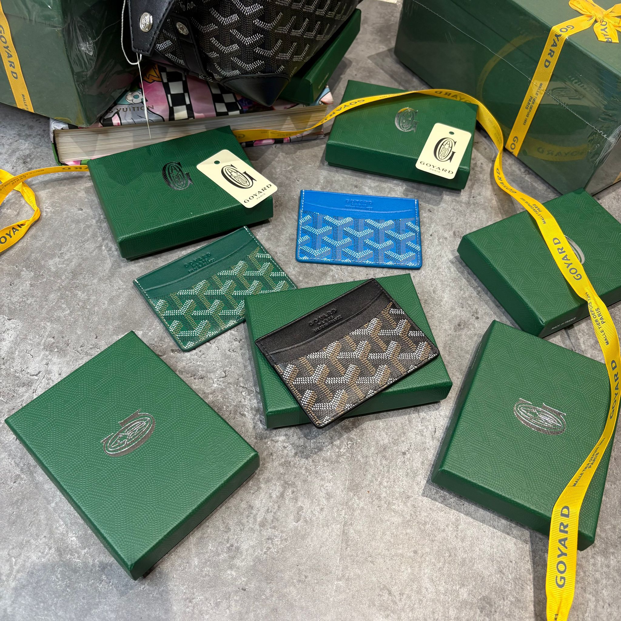 (PRE ORDER) Gyrd Card Holder - Black