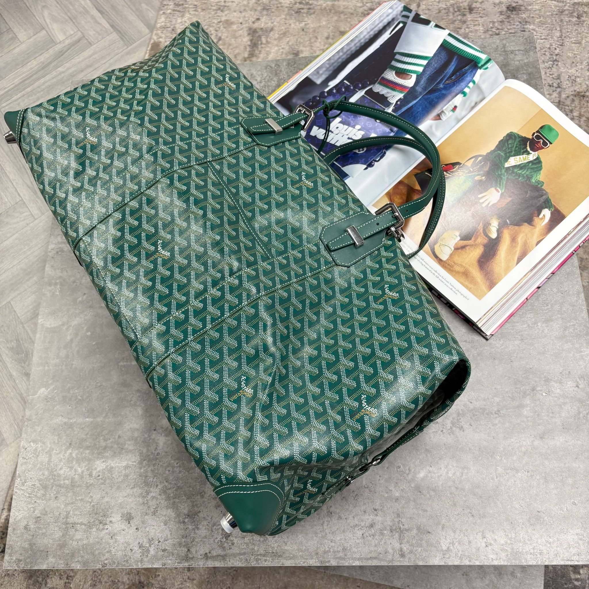 (PRE ORDER) GYRD DUFFLE BAG - Green