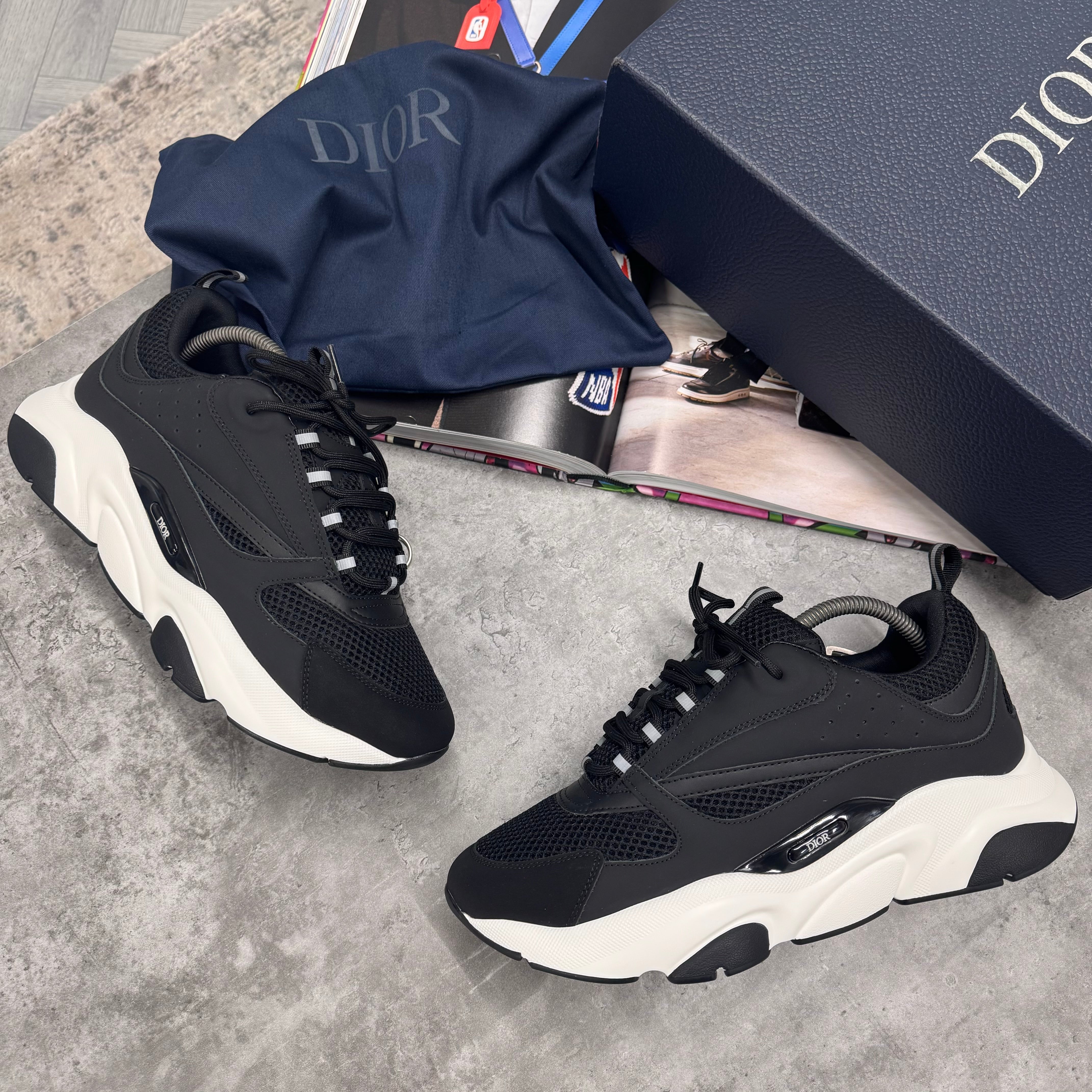 (PRE ORDER) B22 TRAINER - BLACK / WHITE