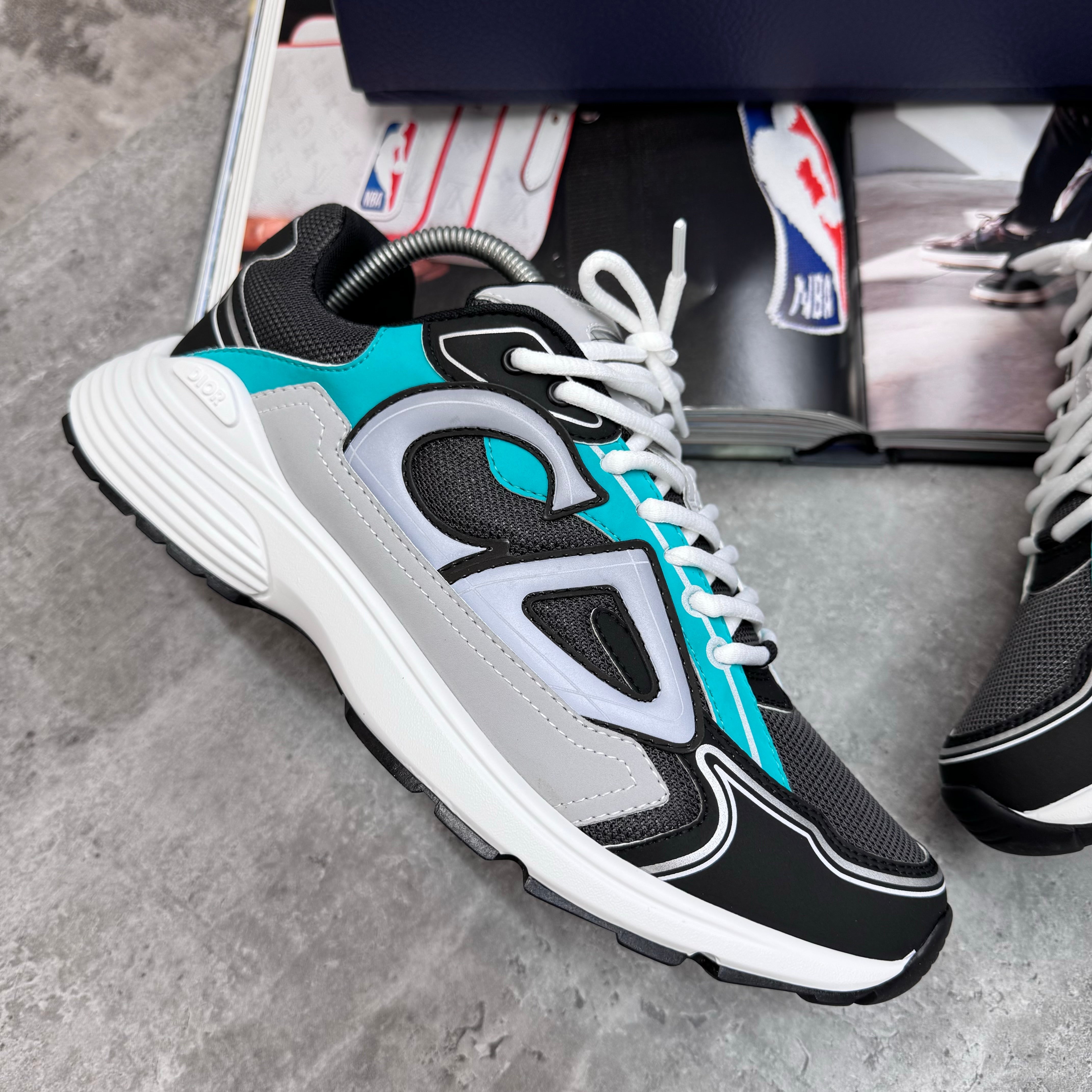 (PRE ORDER) B30 TRAINERS - BLACK / MINT