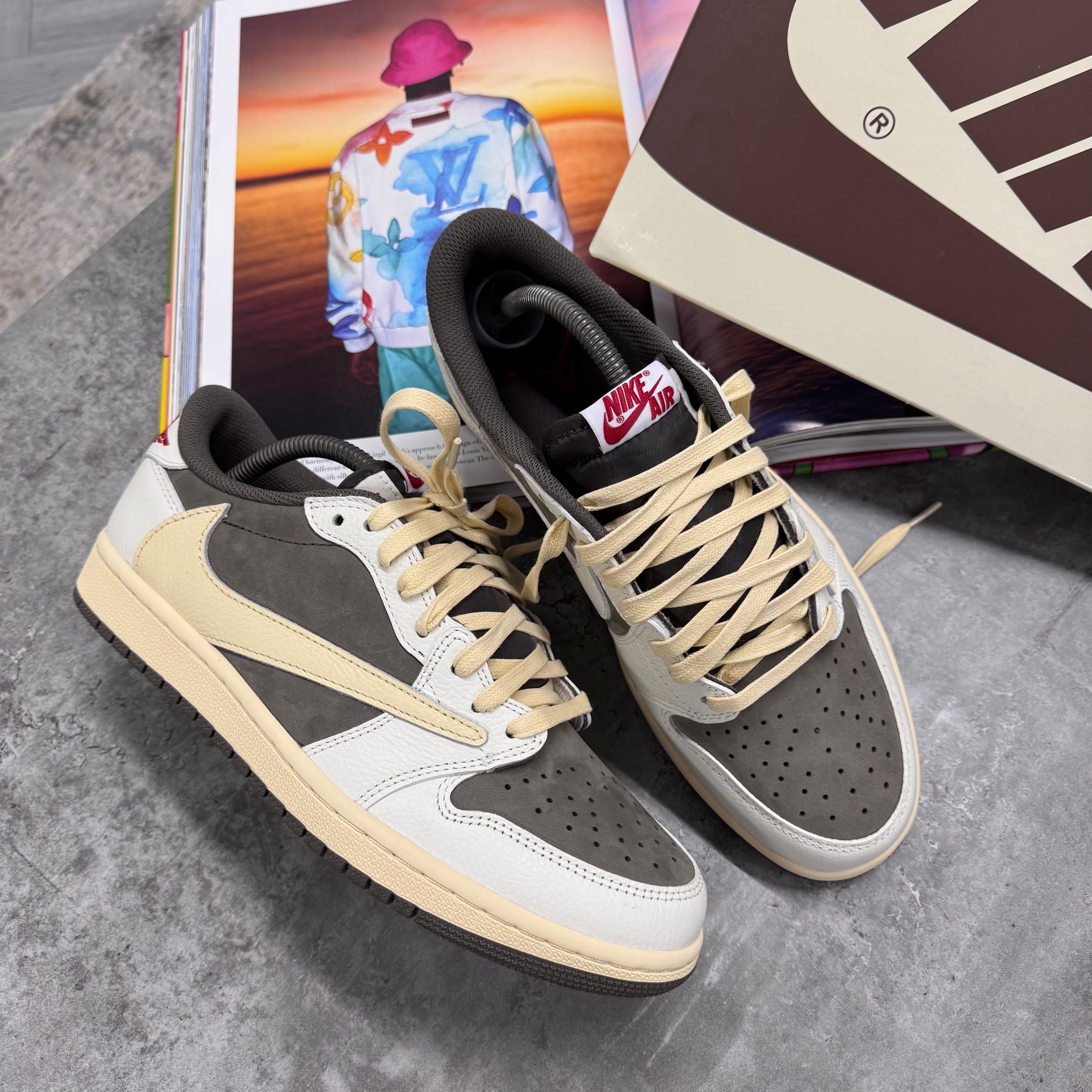 (PRE ORDER) NIKE X TRAVIS SCOTT JORDAN 1 - REVERSE MOCHA