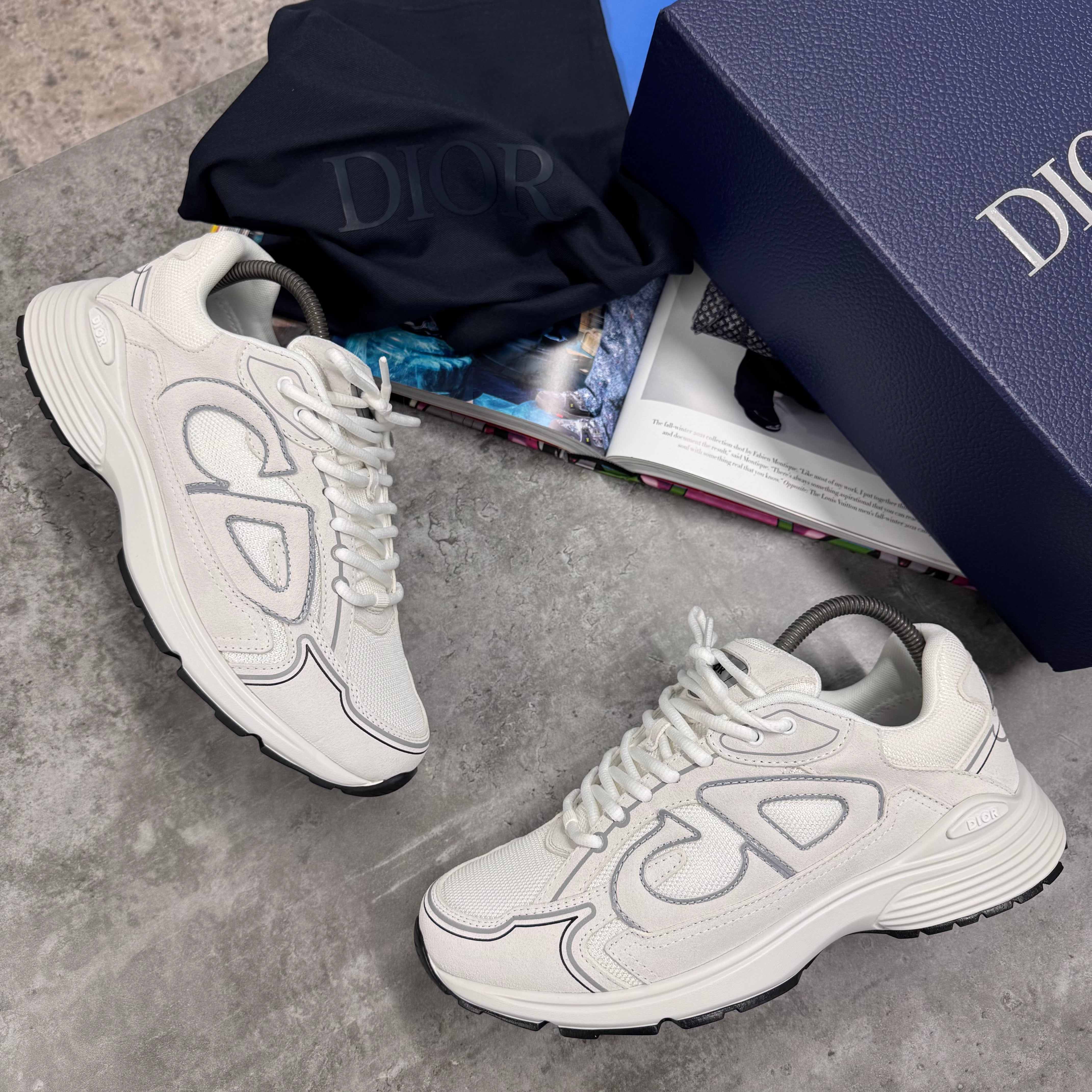 B30 TRAINER - WHITE SUEDE ( pre order )