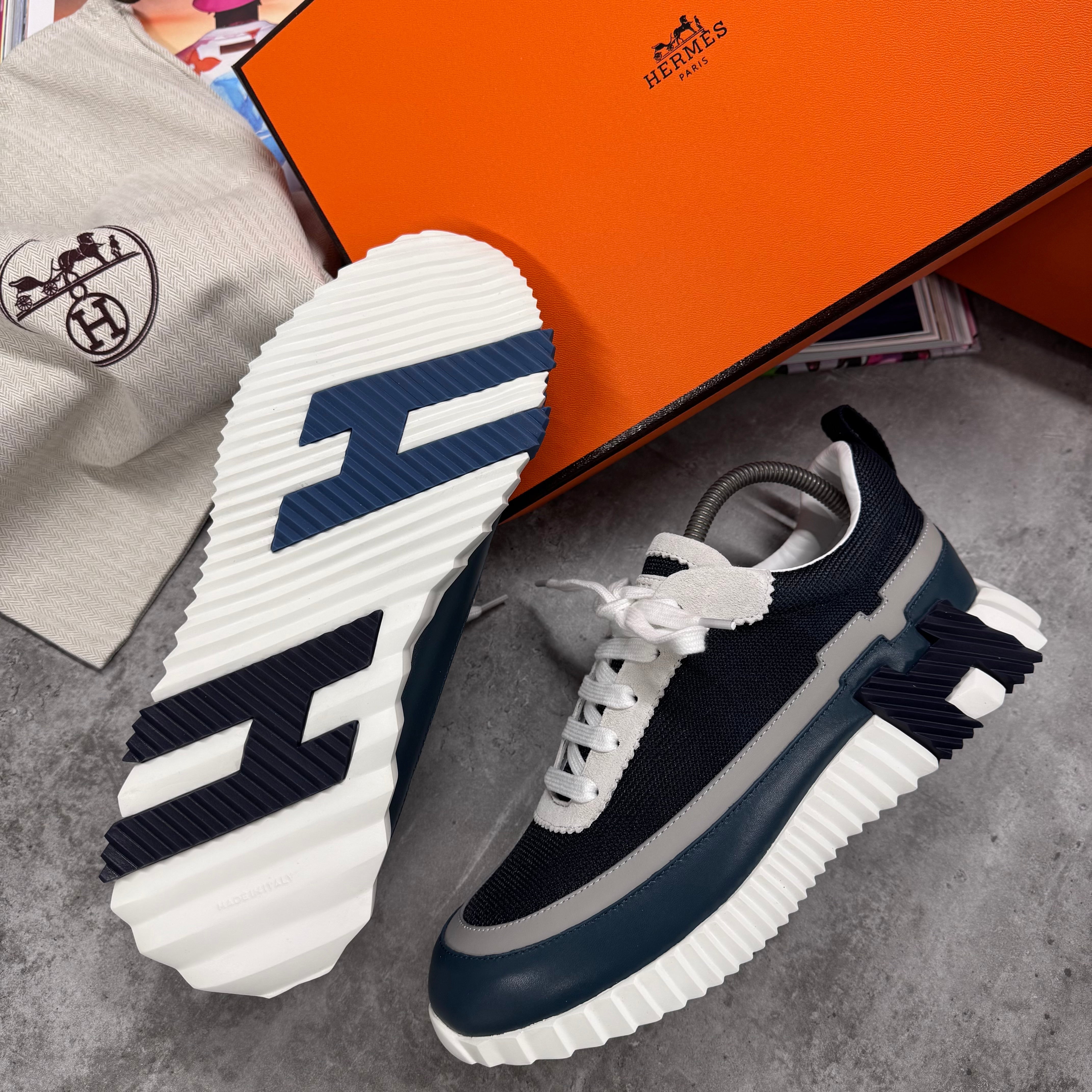 HMES TRAINERS - BLACK / BLUE