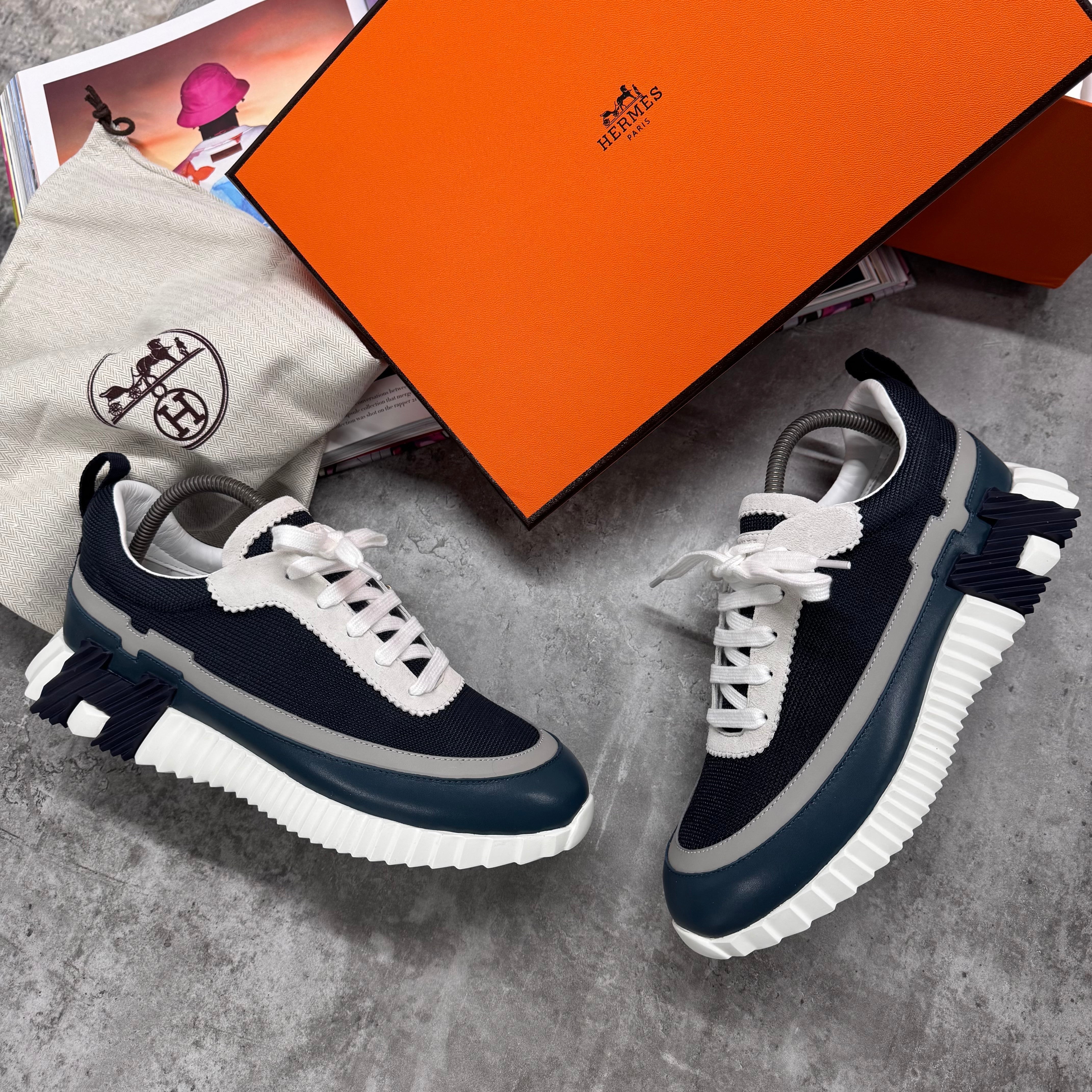 HMES TRAINERS - BLACK / BLUE