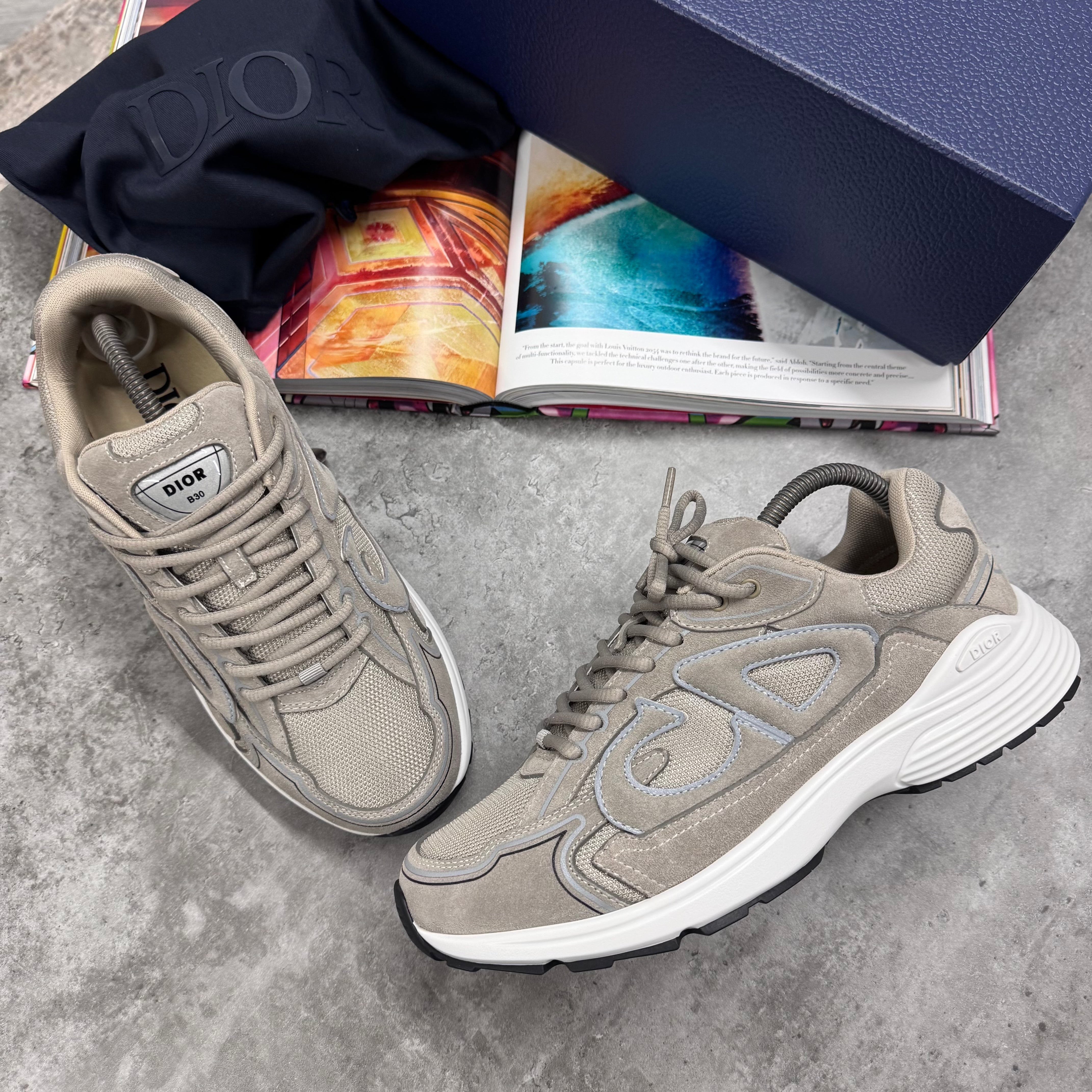 B30 TRAINER - BEIGE SUEDE