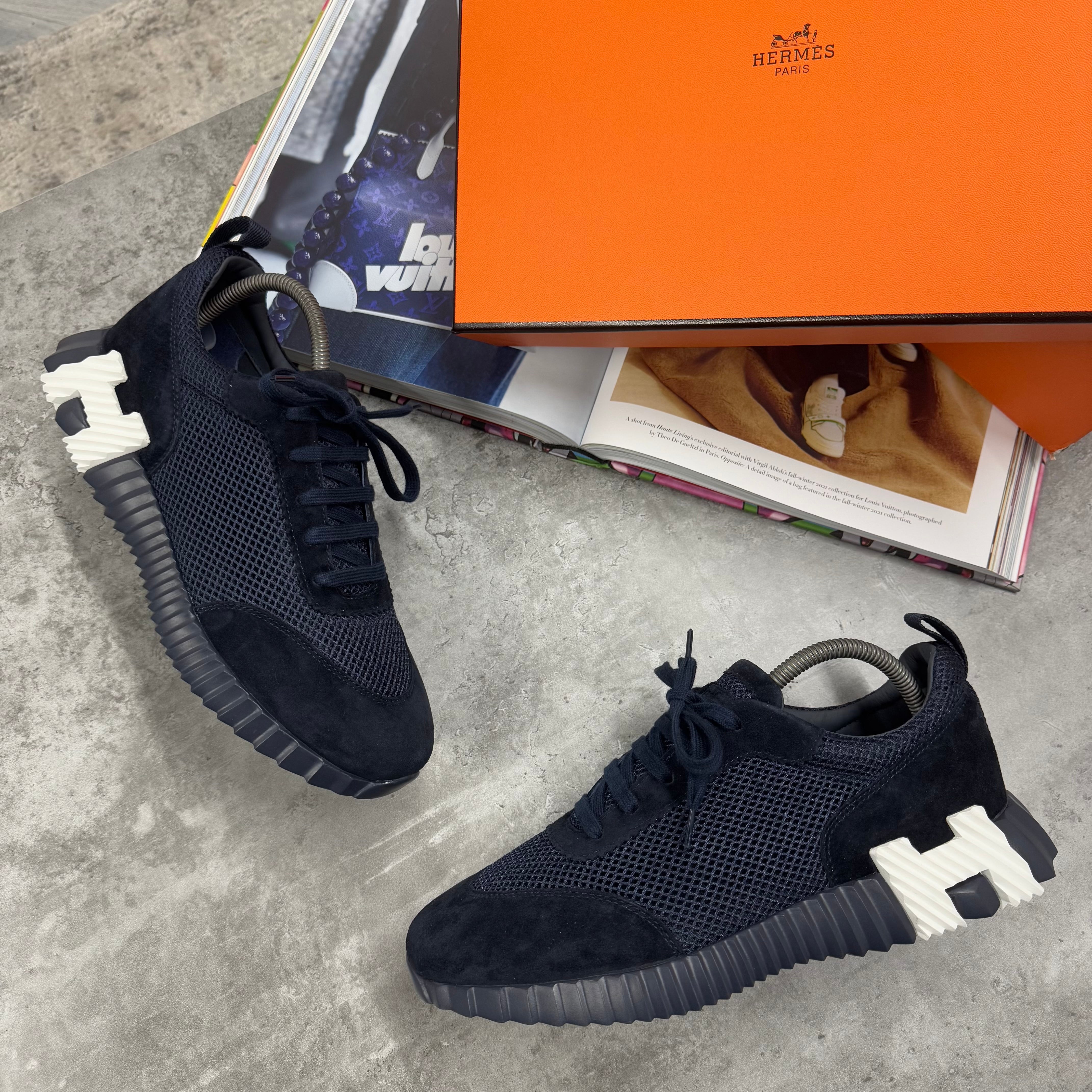 HMES TRAINER - NAVY (PRE ORDER )