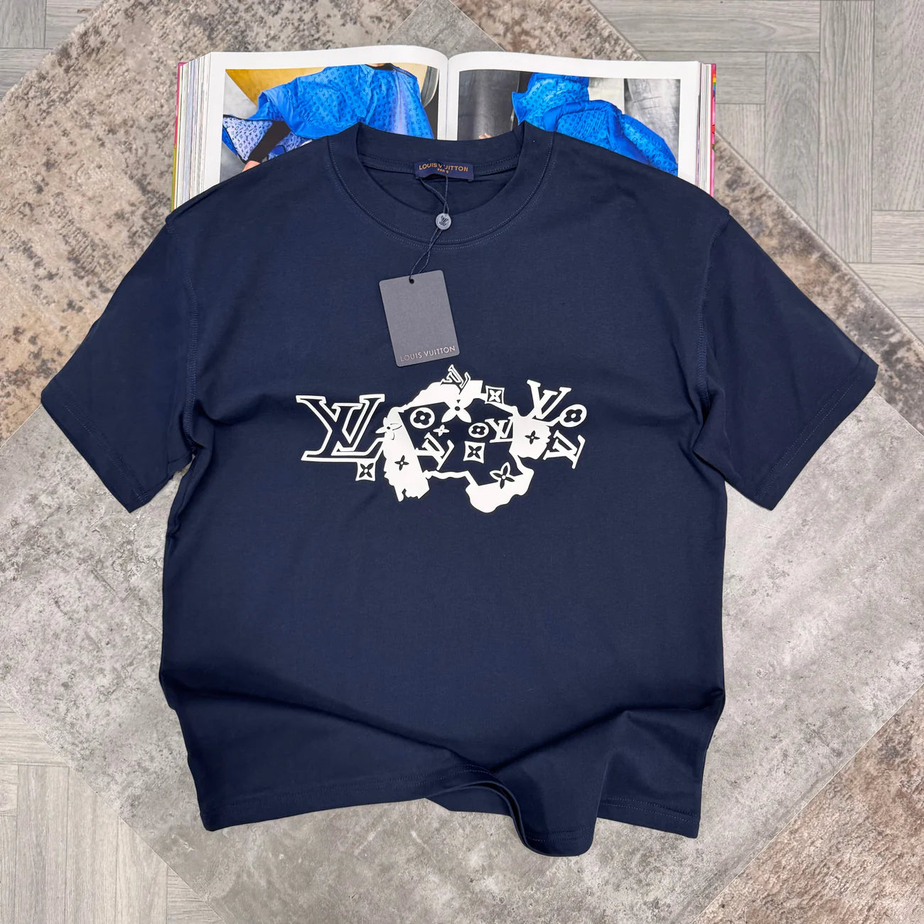 LVE LOGO T SHIRT - NAVY
