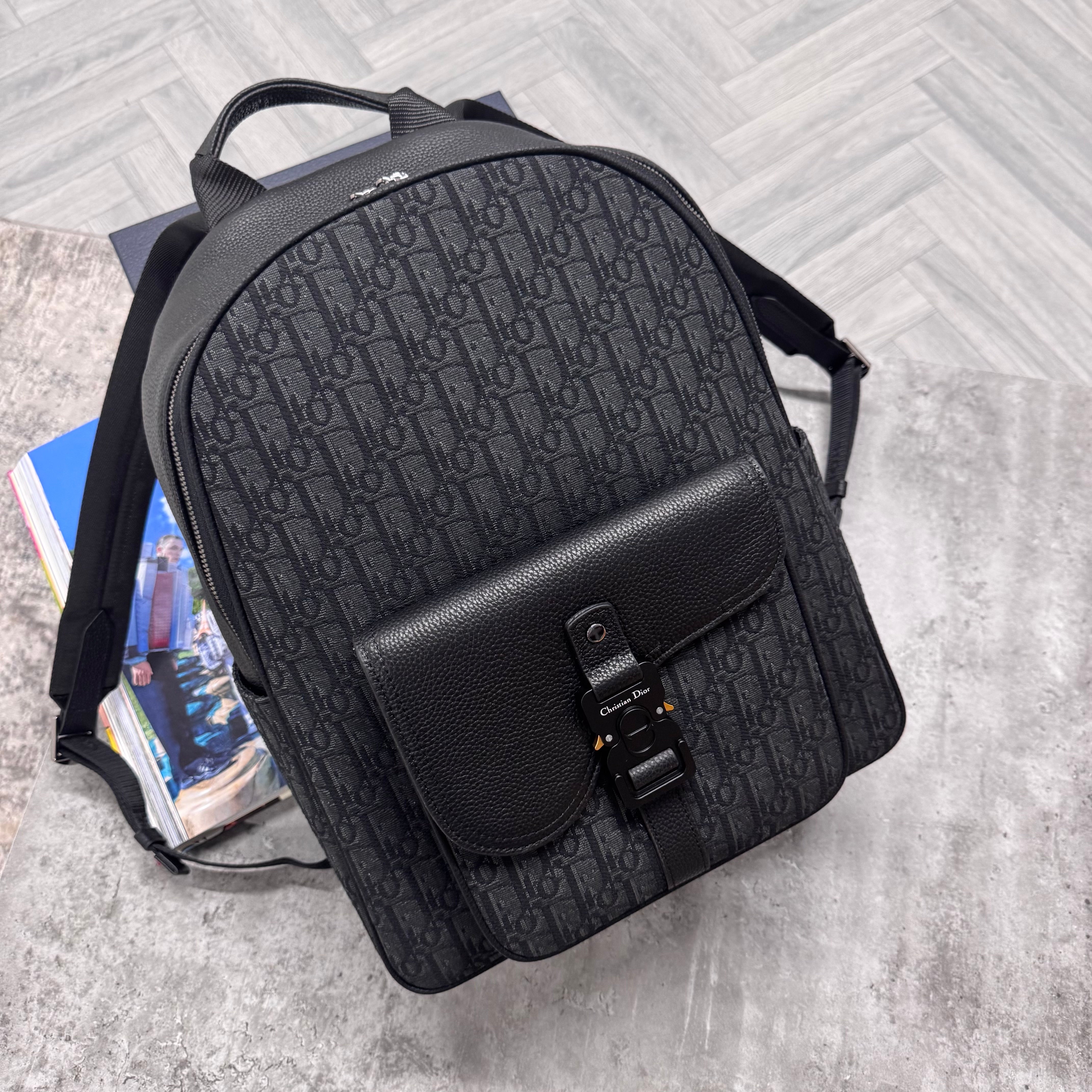 CD SADDLE BACKPACK - BLACK