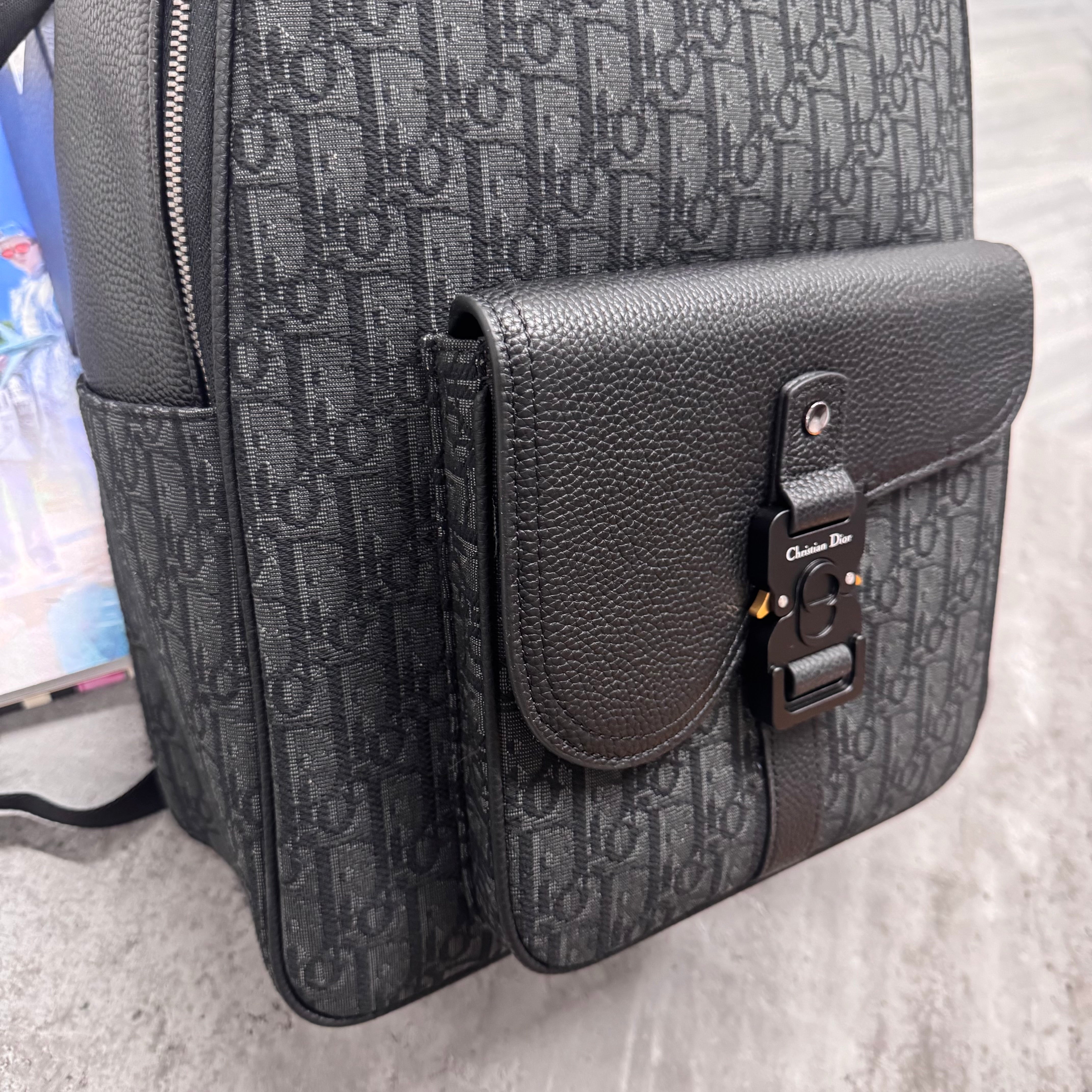 CD SADDLE BACKPACK - BLACK