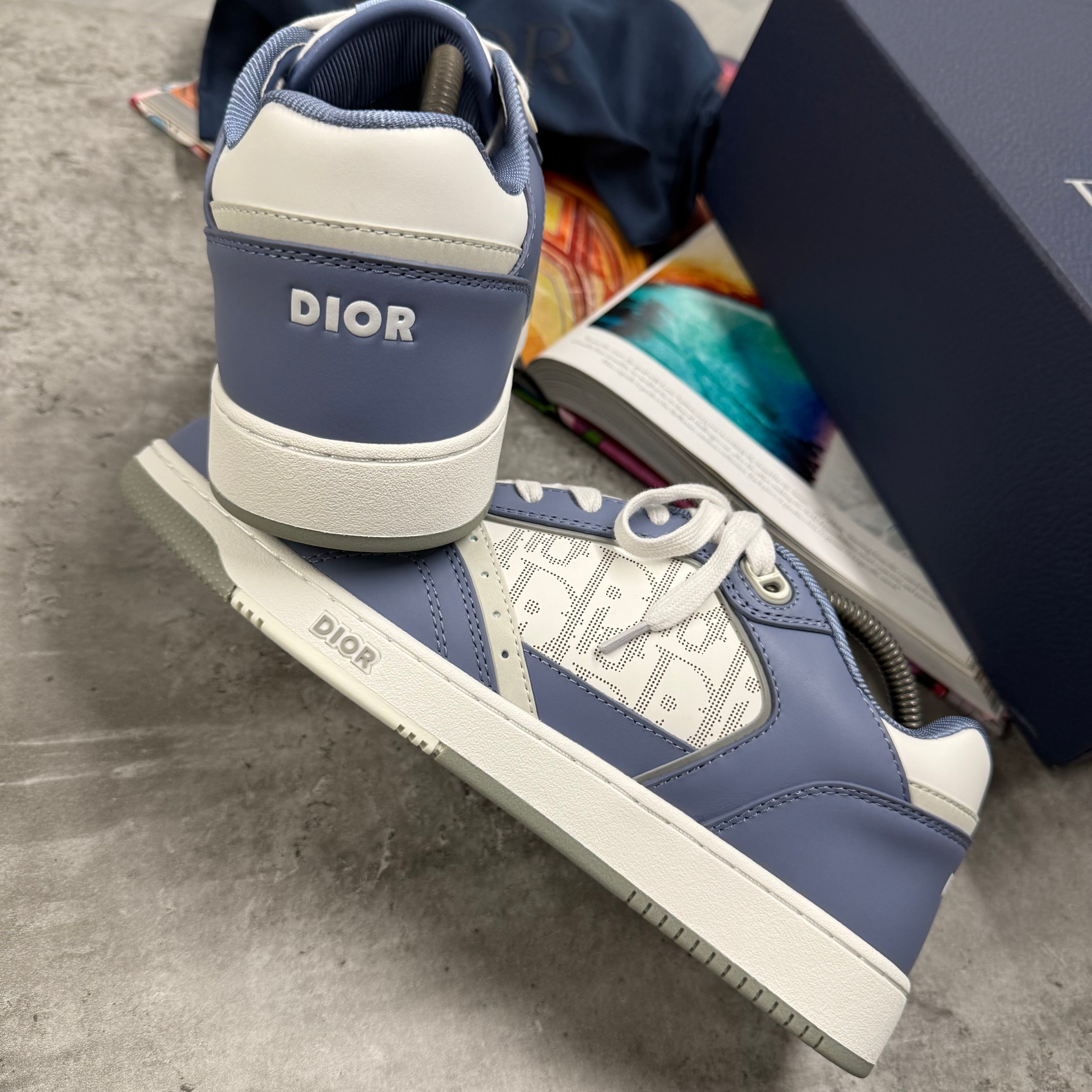 B27 TRAINER -  LIGHT BLUE / WHITE