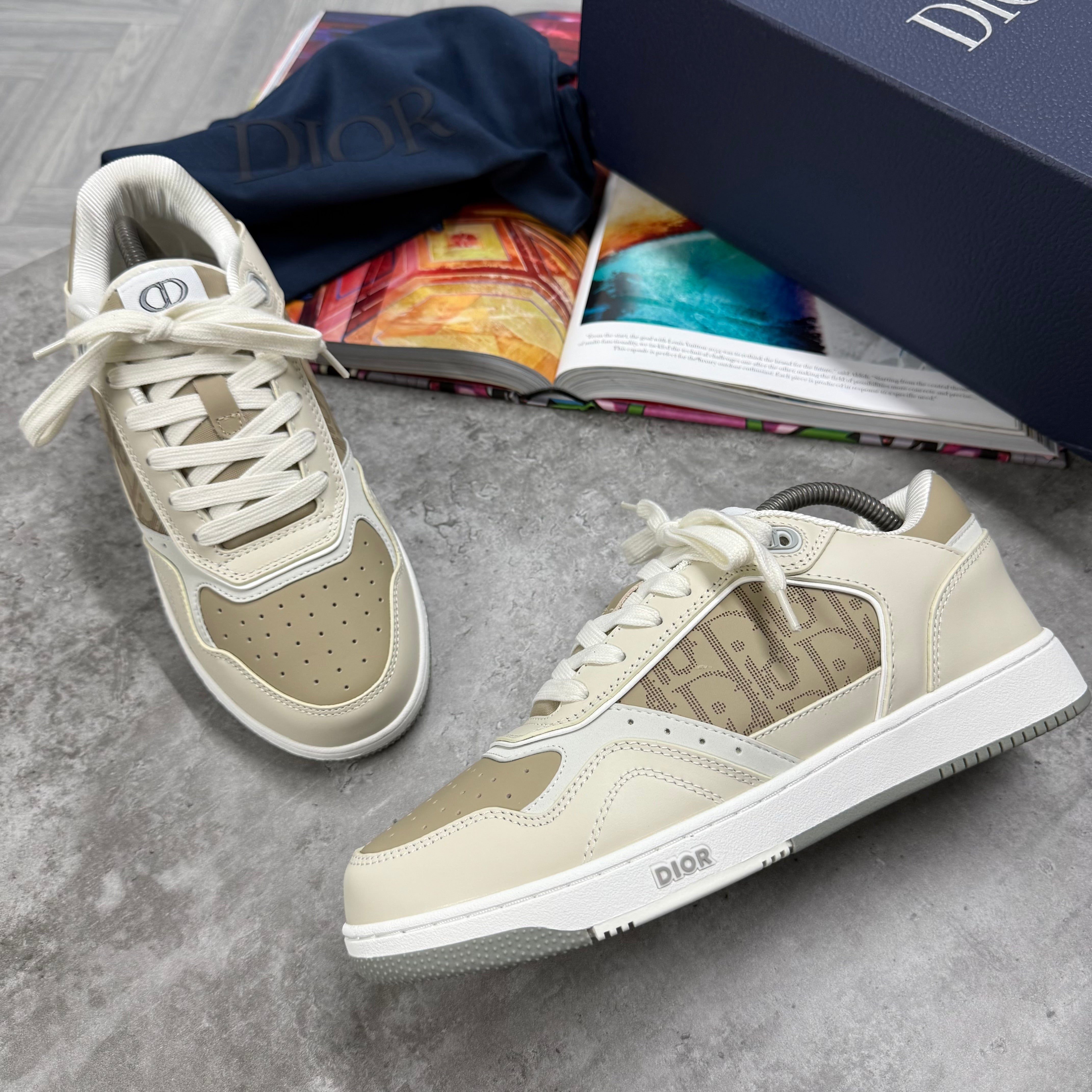 B27 TRAINER - BEIGE / WHITE