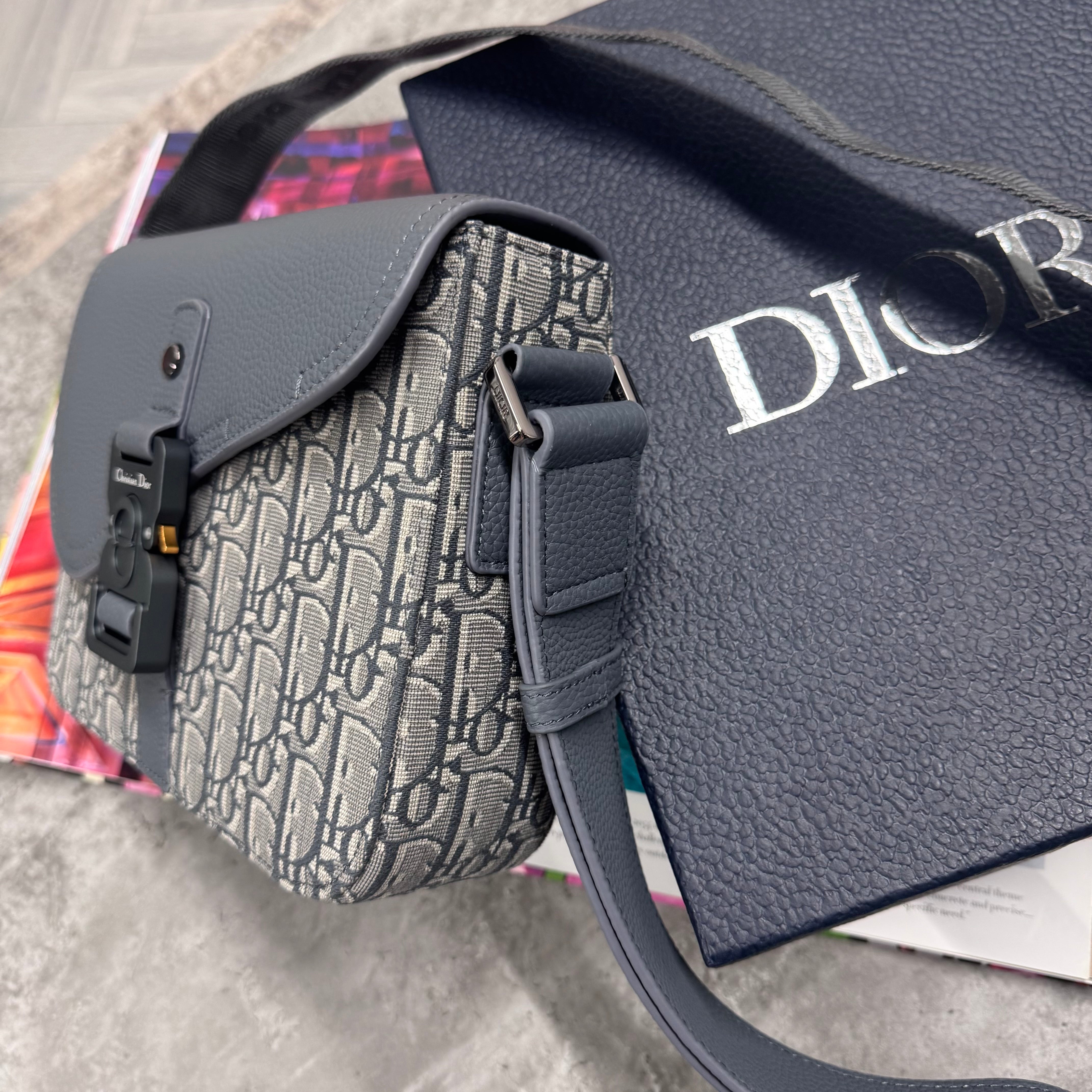 (PRE ORDER) CD SADDLE BAG - GREY