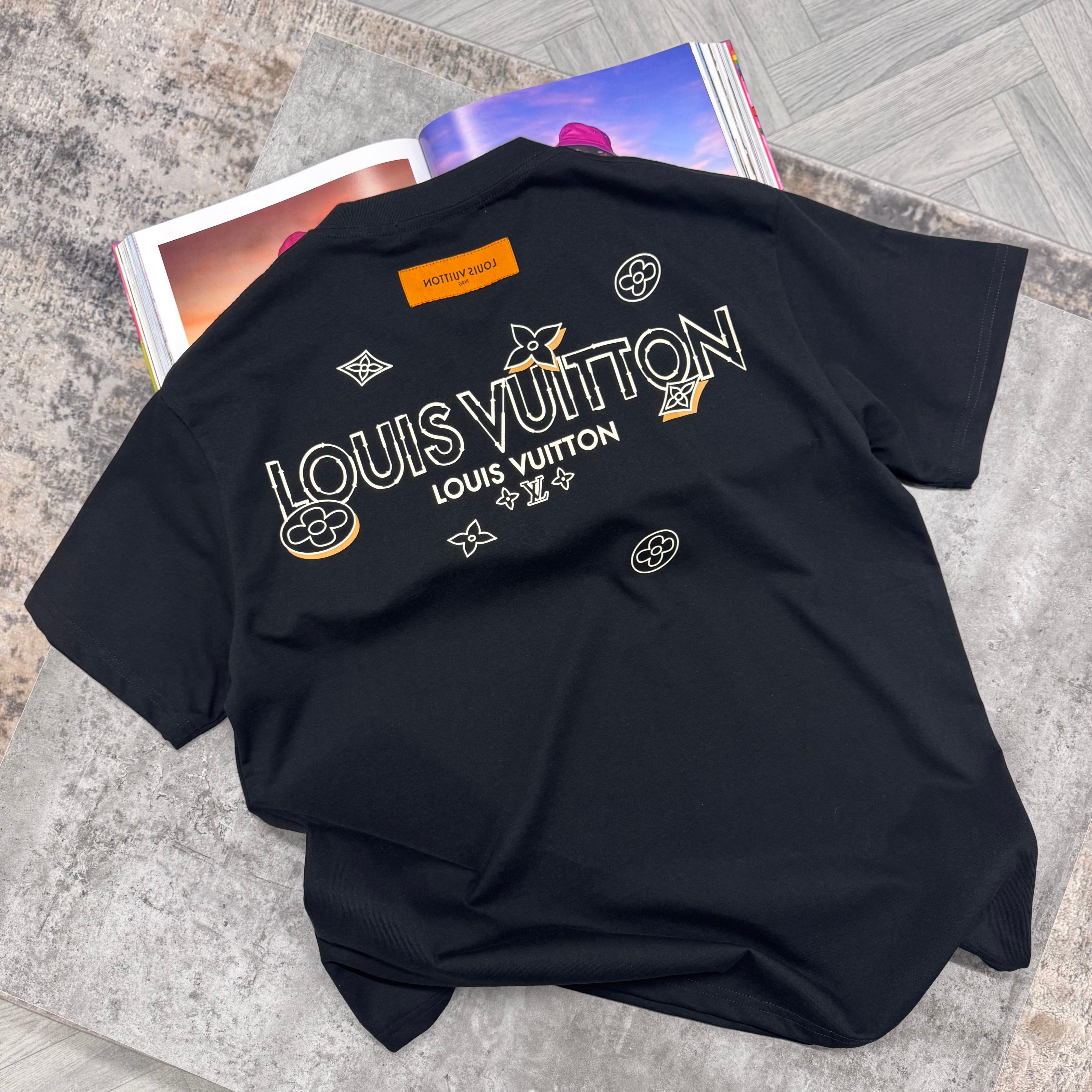 LVE T SHIRT - BLACK ( pre order )