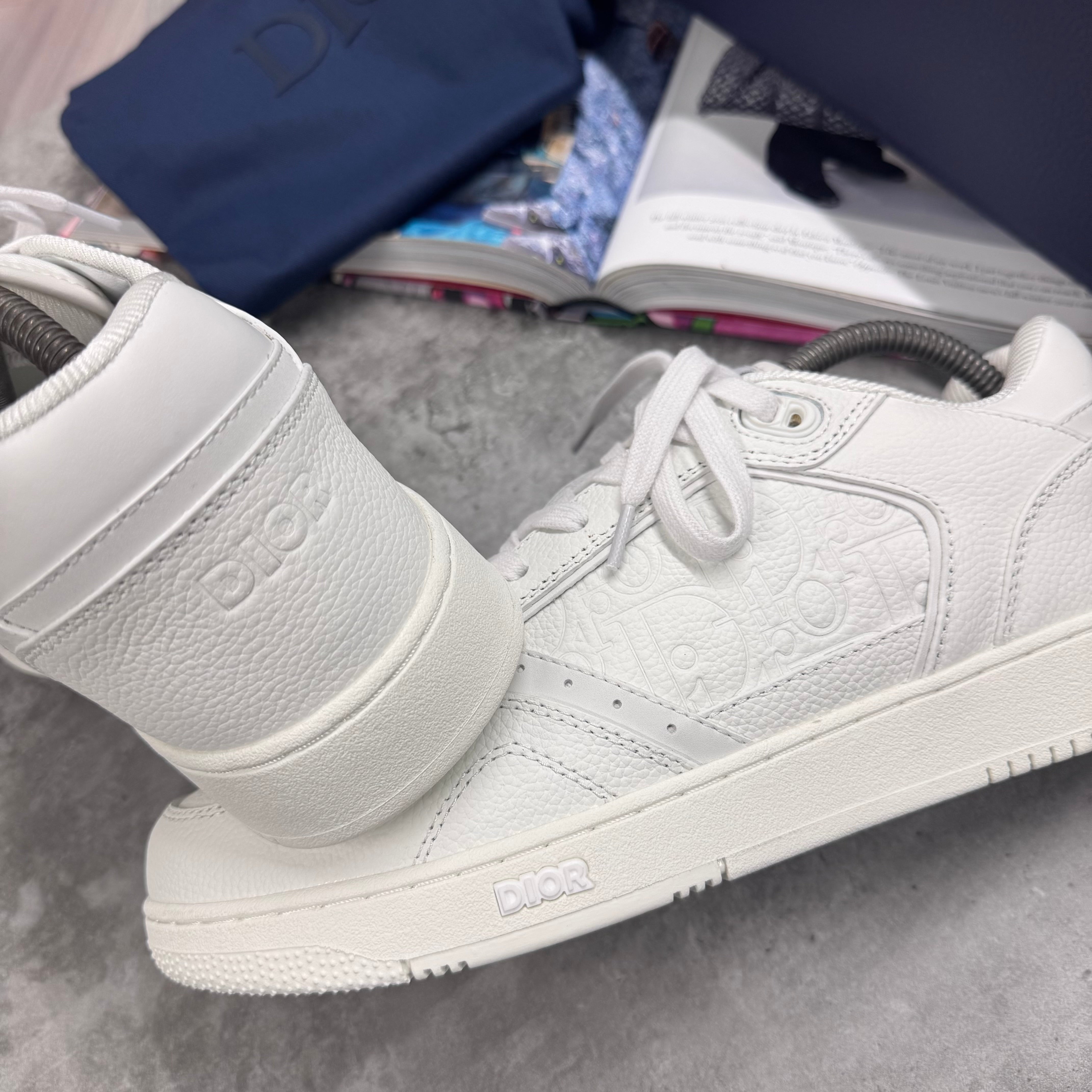 B27 TRAINER -  WHITE