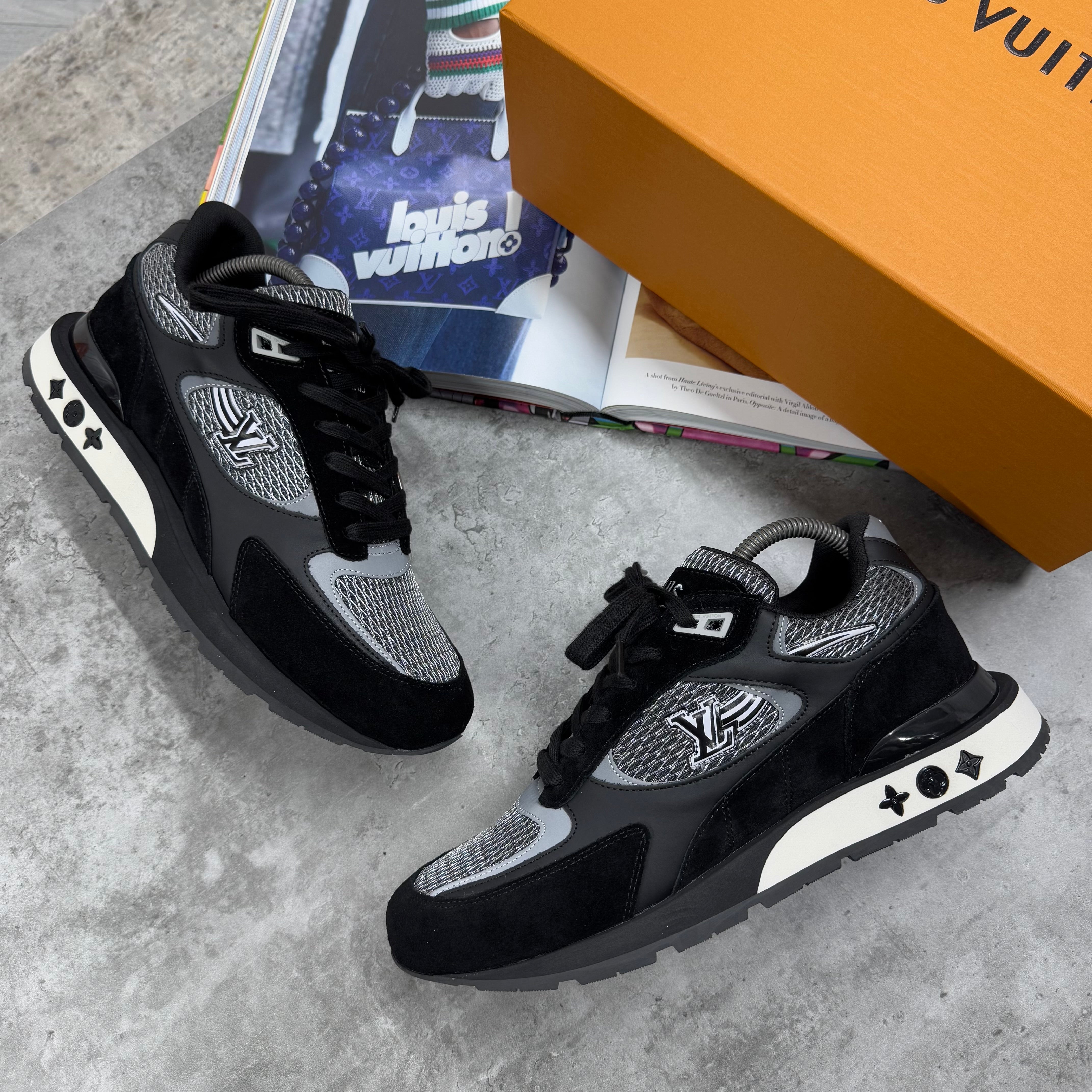 LVE RUNAWAY TRAINER - BLACK