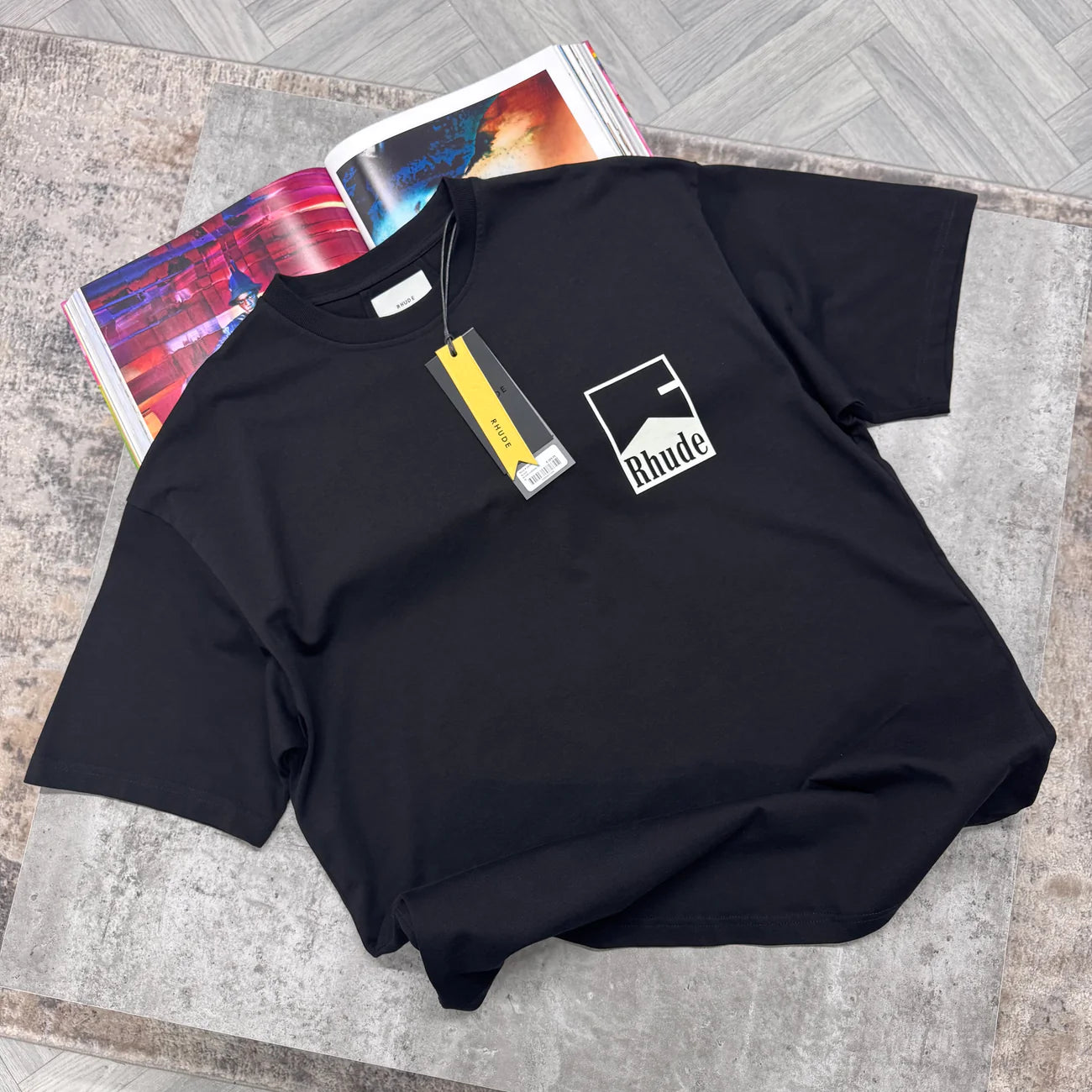 RHU T SHIRT - BLACK