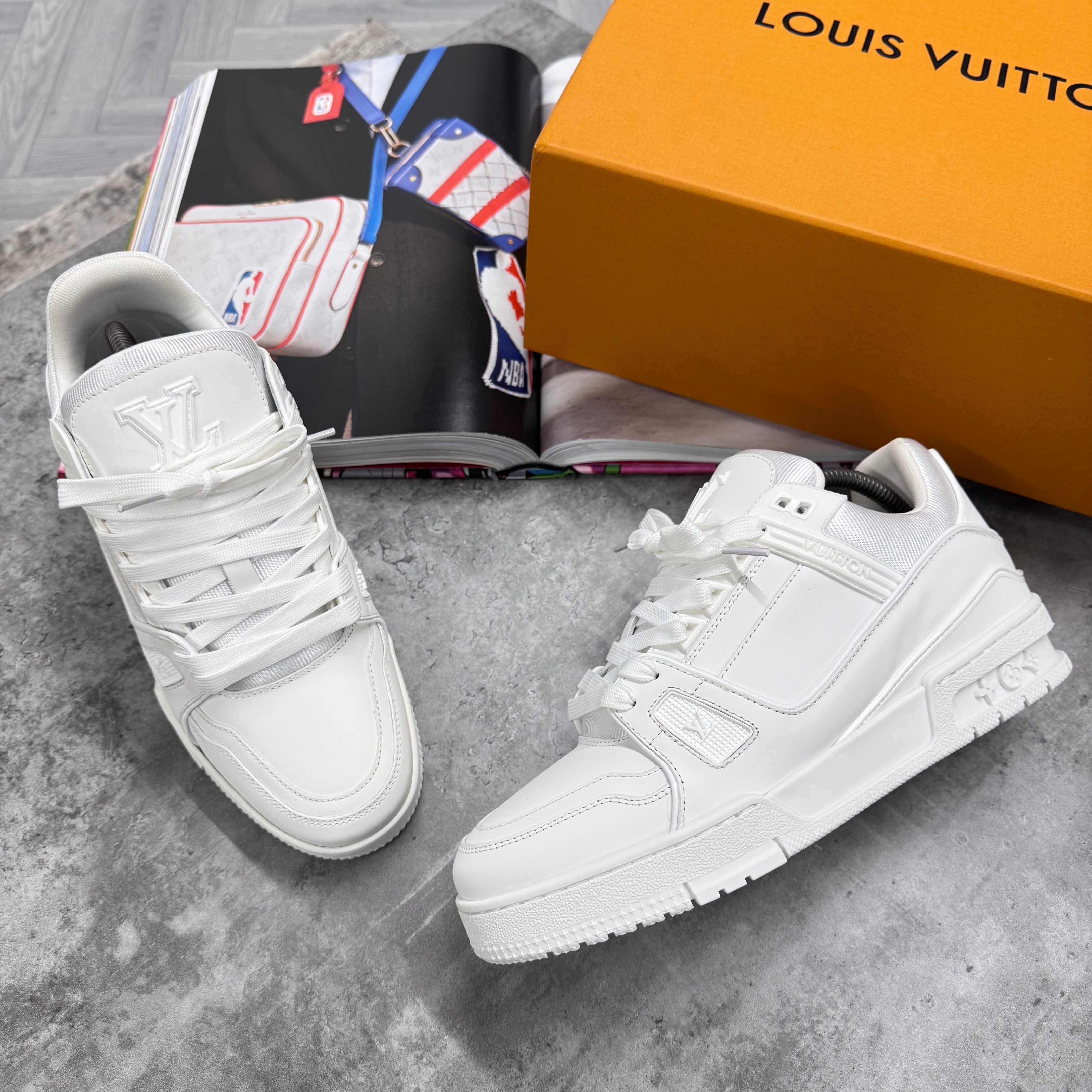 LVE TRAINER - WHITE (pre order )