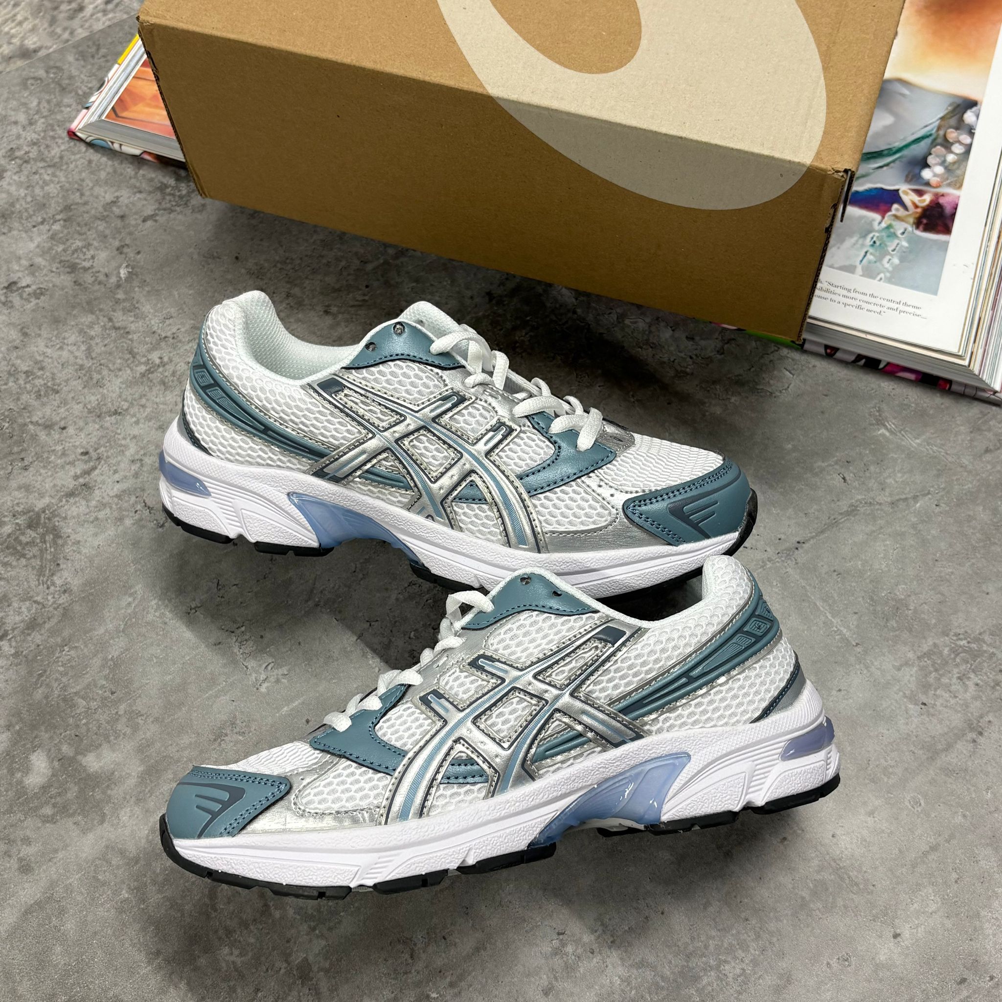 ASI GEL-KAYANO TRAINER - White/Dark (PRE ORDER)